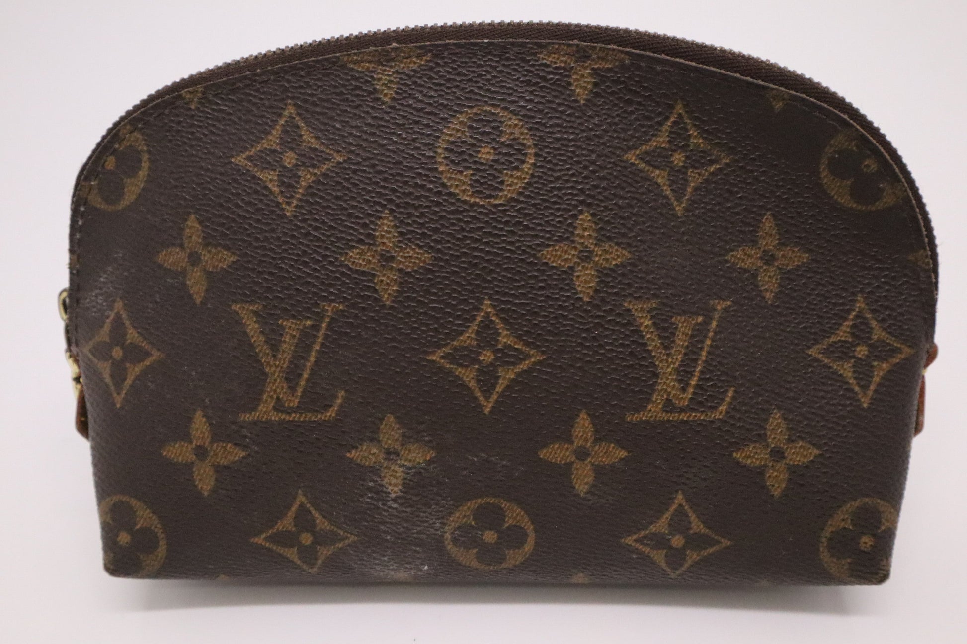 Louis Vuitton Pochette Cosmetics PM Monogram Canvas Clutch Bag Canvas 3