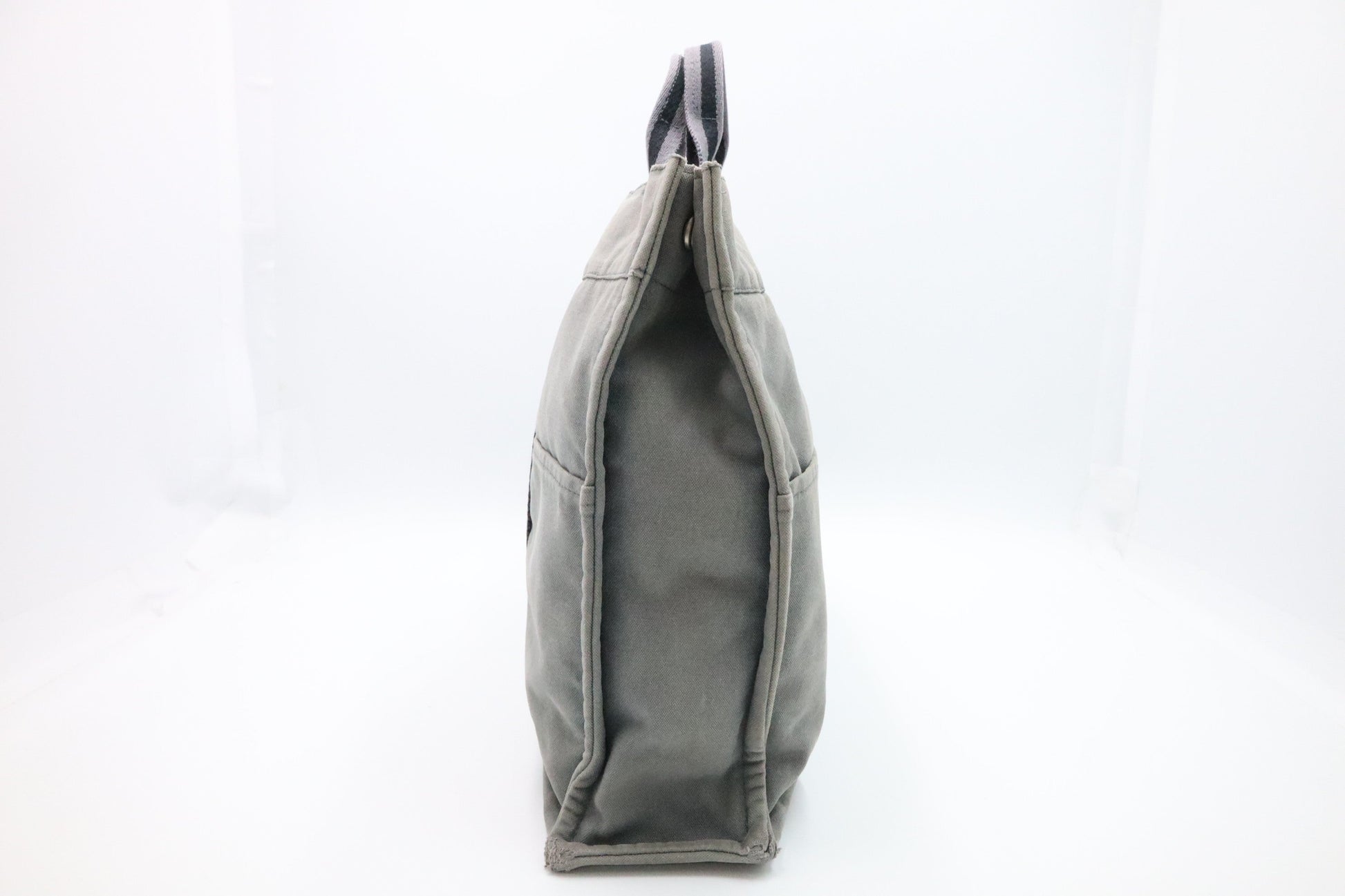 Hermes Herline Fourre Tout Mm In Grey Handbag Canvas Travel Bag