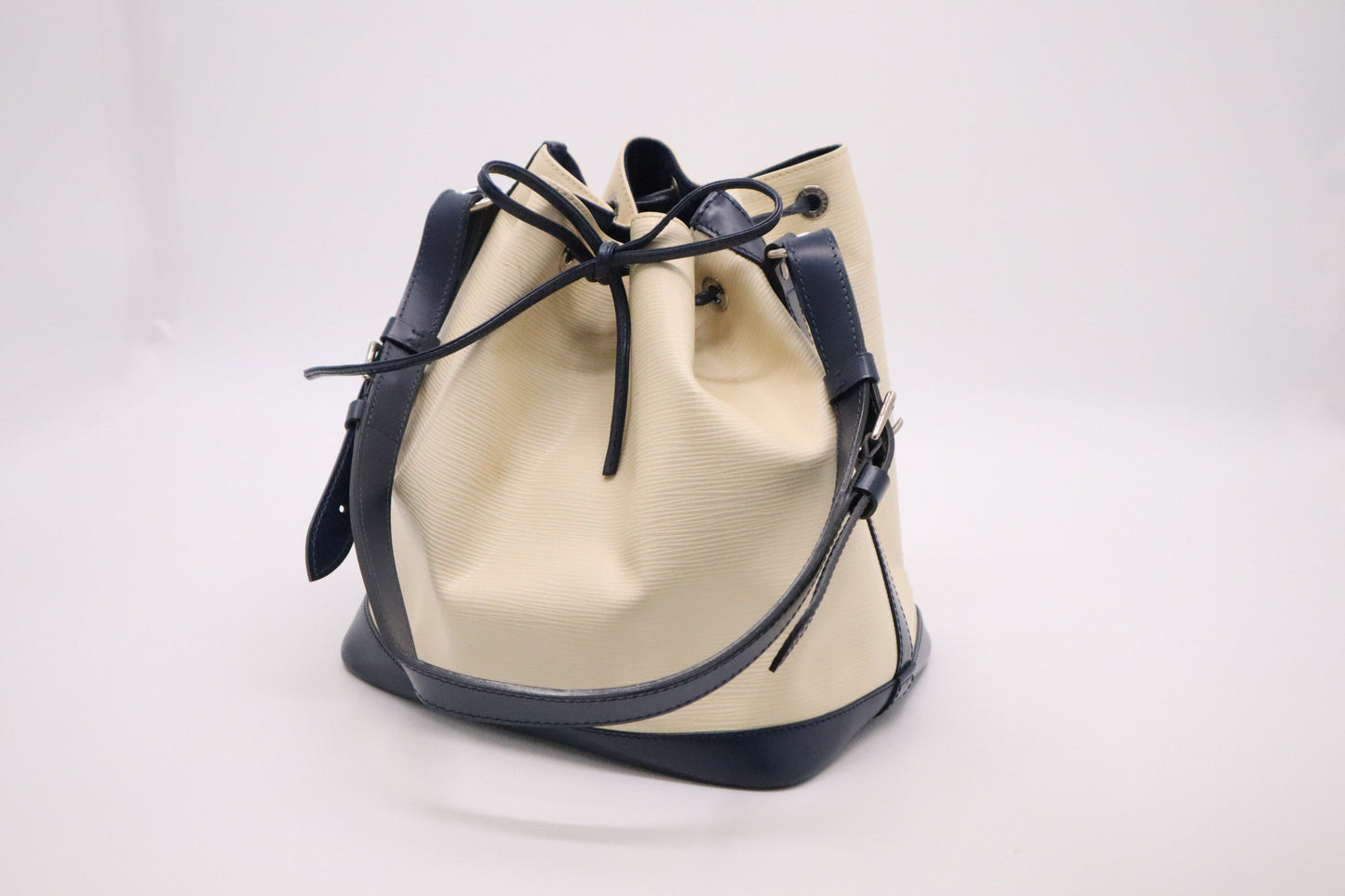 Louis Vuitton Petit Noe Cream Epi Leather Handbag