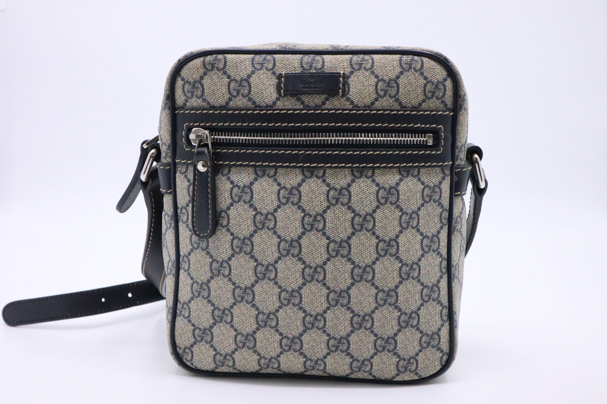 Gucci Messenger GG Canvas Blue Messenger Bag
