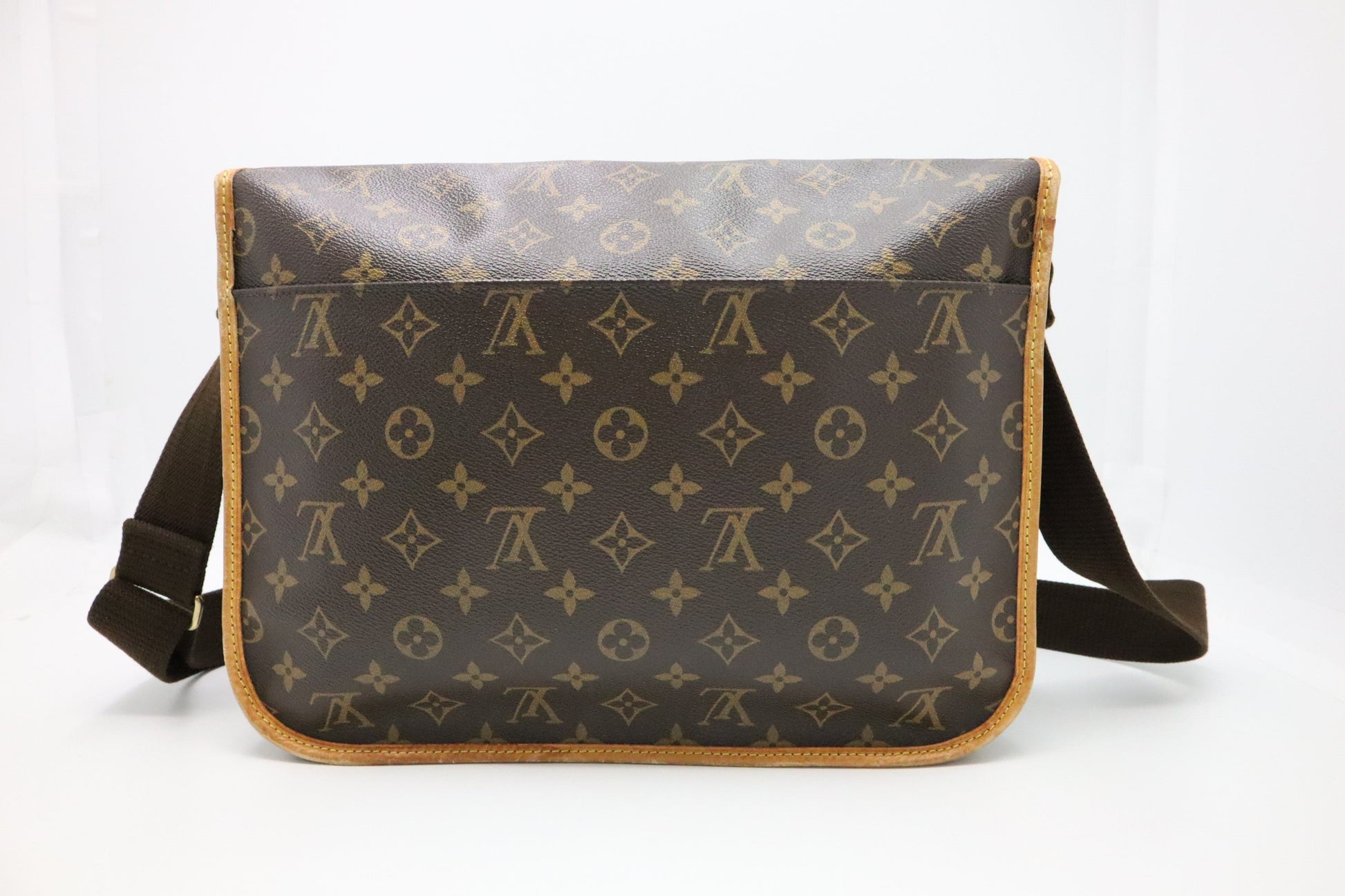 Louis Vuitton Bosphore GM Messenger Monogram Canvas Crossbody Bag