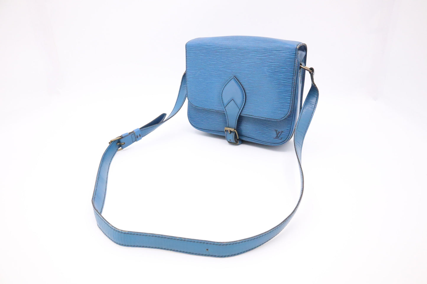 Louis Vuitton Cartouchiere MM Epi Leather Blue Handbag