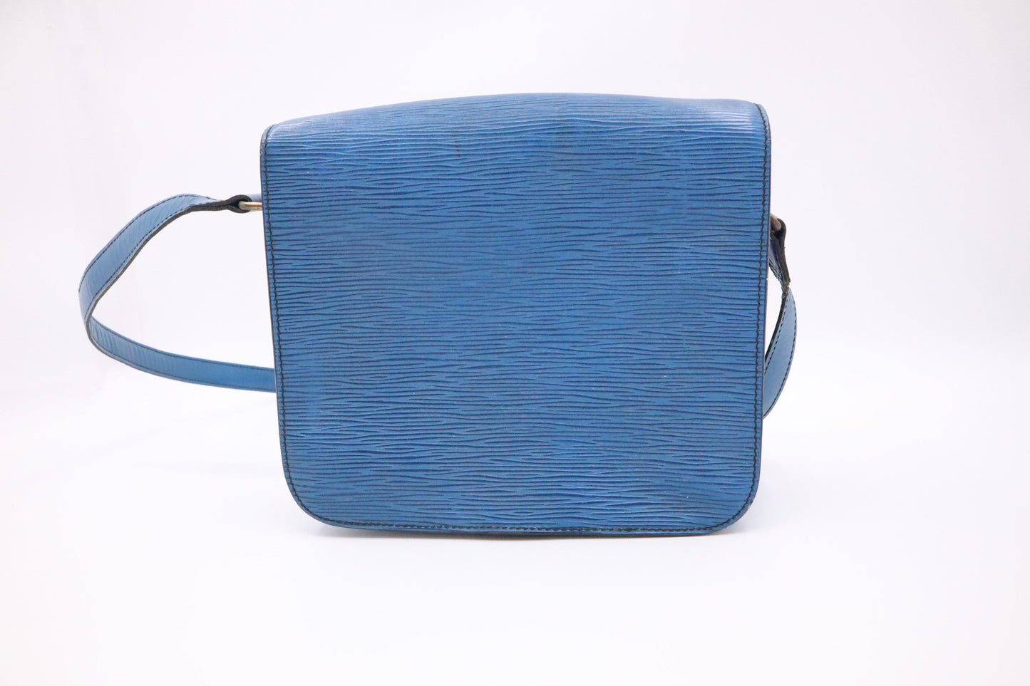 Louis Vuitton Cartouchiere MM Epi Leather Blue Handbag