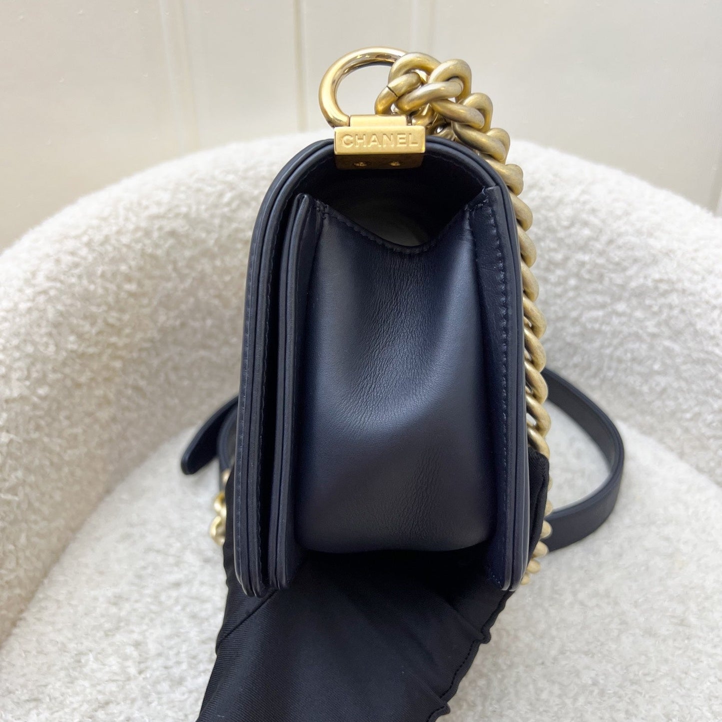 Chanel Seasonal Small Boy Flap in Navy Calfskin / Suede and AGHW (Model: A67085)