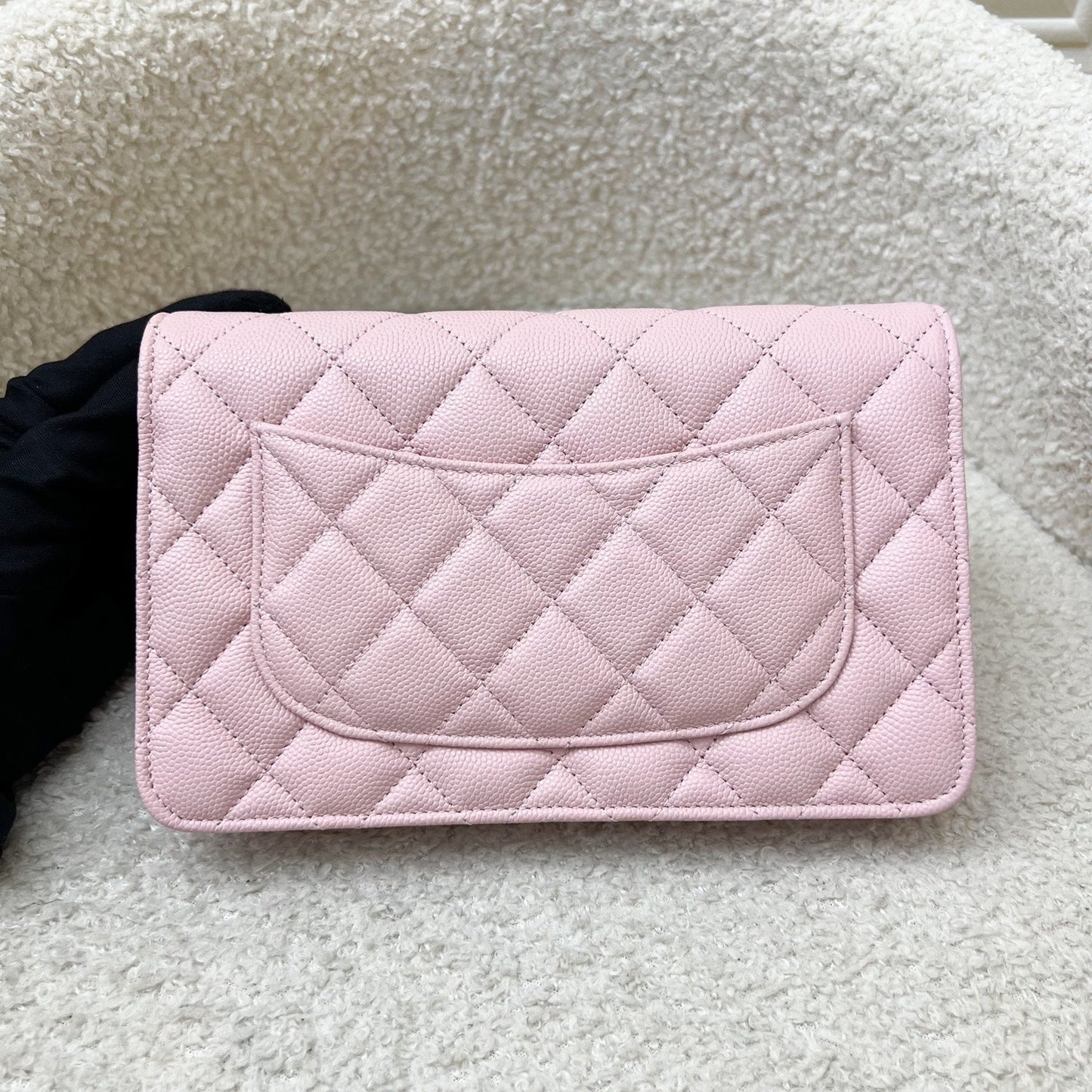 Chanel [bn Local Set Dec 2022] Classic Wallet on Chain WOC in 22B Pink Caviar Lghw ( ) Handbag