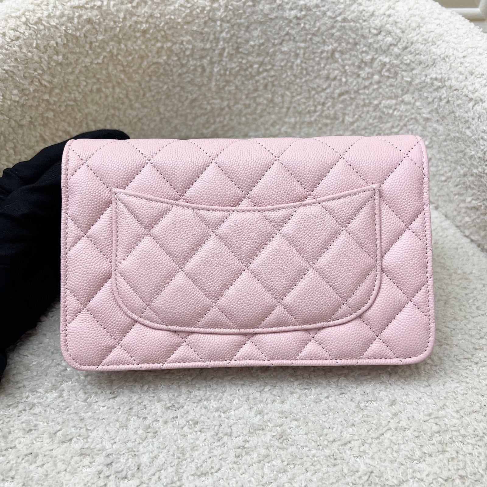 Chanel [bn Local Set Dec 2022] Classic Wallet on Chain WOC in 22B Pink Caviar Lghw ( ) Handbag