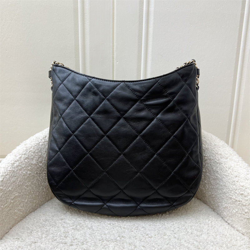 Chanel 22P Hobo Bag in Black Lambskin and Lghw