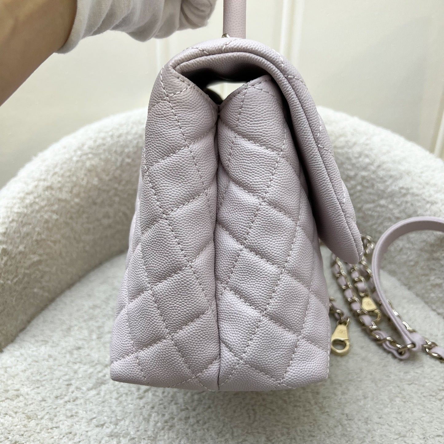 Chanel Medium 29Cm Coco Handle In 20A Lilac Caviar And Lghw Bag