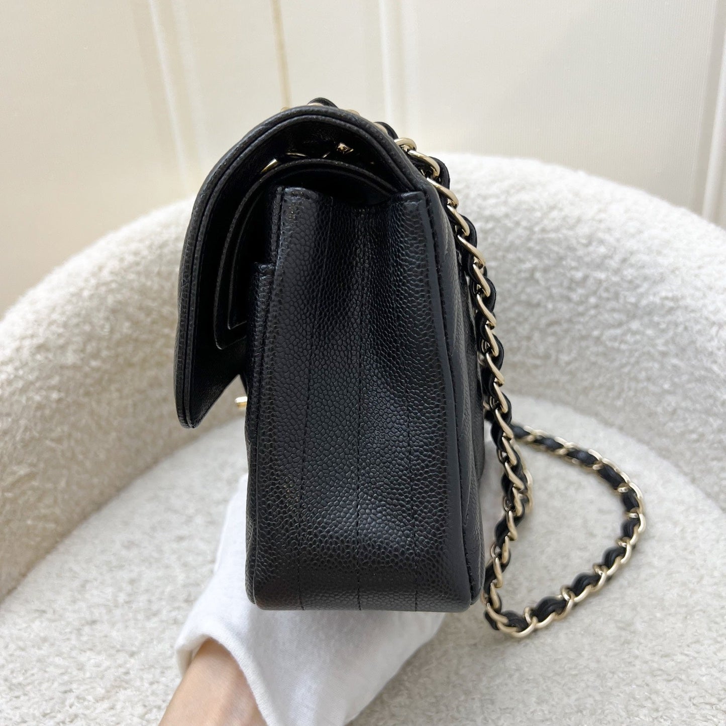 Chanel Small Classic Flap CF in Chevron Quilted Black Caviar and LGHW (Model: A01113)