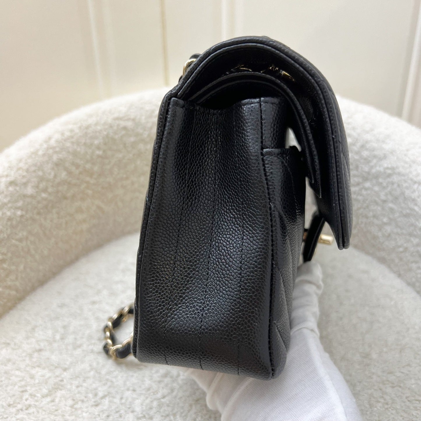 Chanel Small Classic Flap CF in Chevron Quilted Black Caviar and LGHW (Model: A01113)