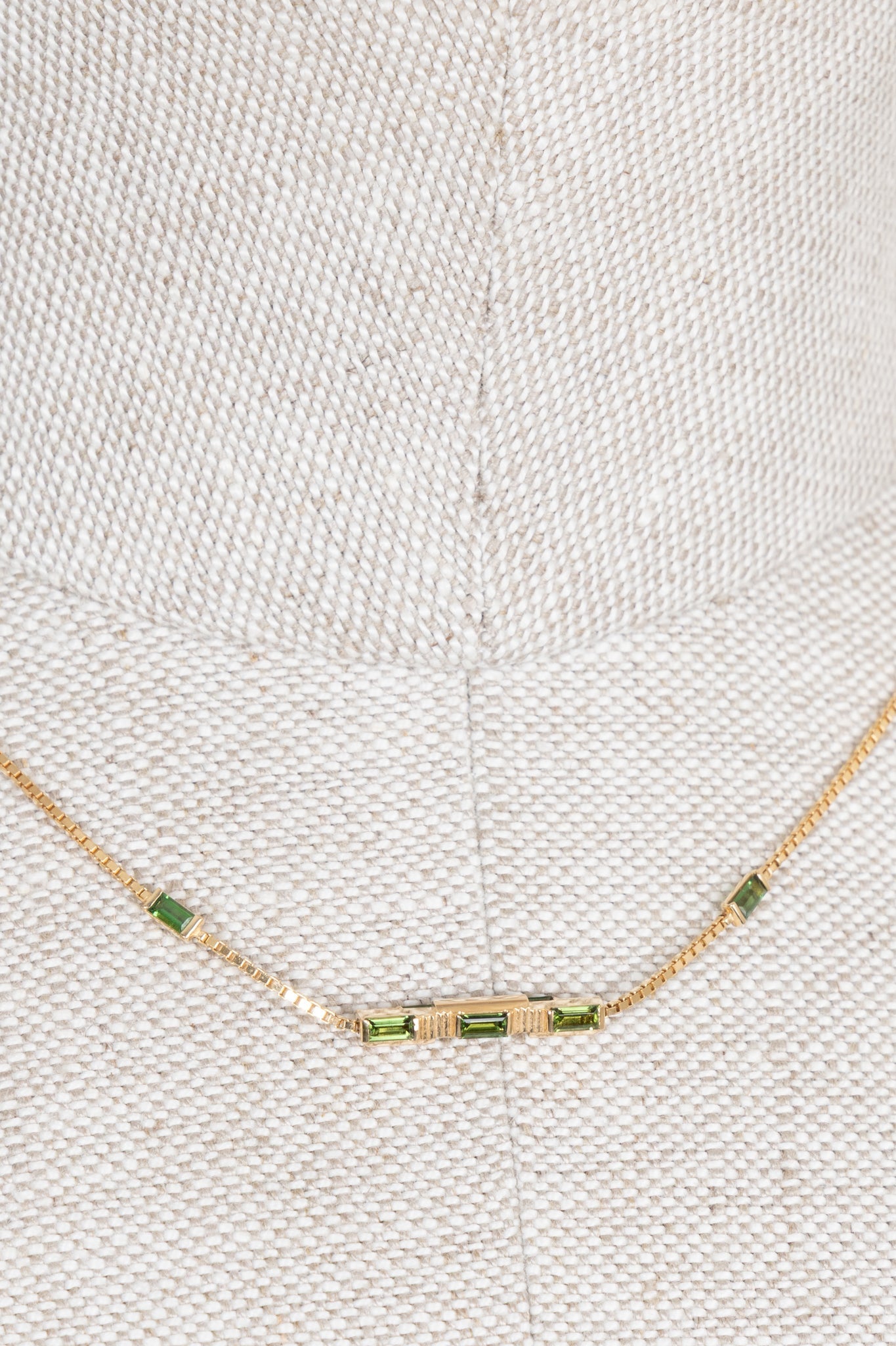GUCCI Link to Love Necklace 18k Gold Smarad