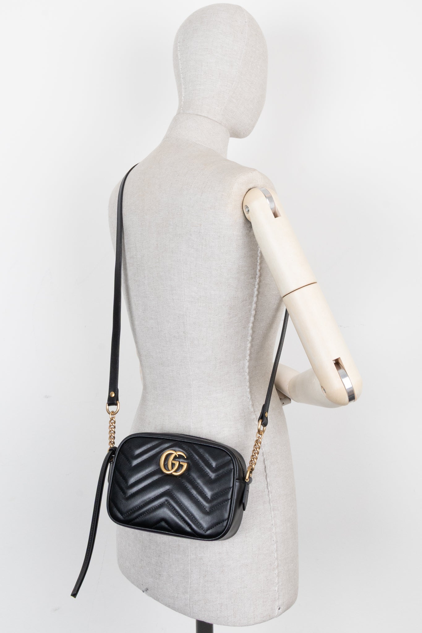 GUCCI Marmont Camera Bag Small Black