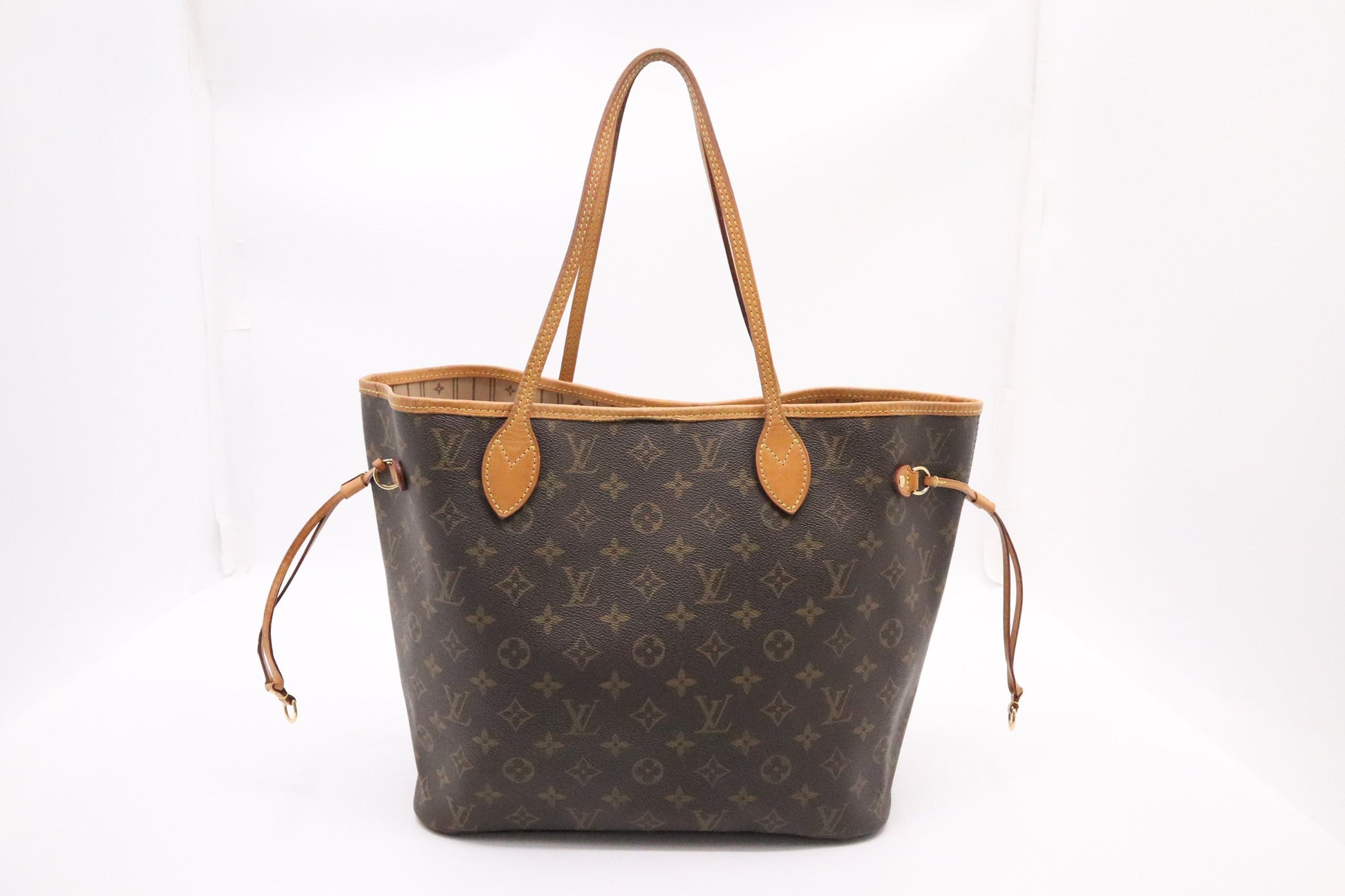 Louis Vuitton Neverfull MM Monogram Canvas Tote Bag Monogram Canvas