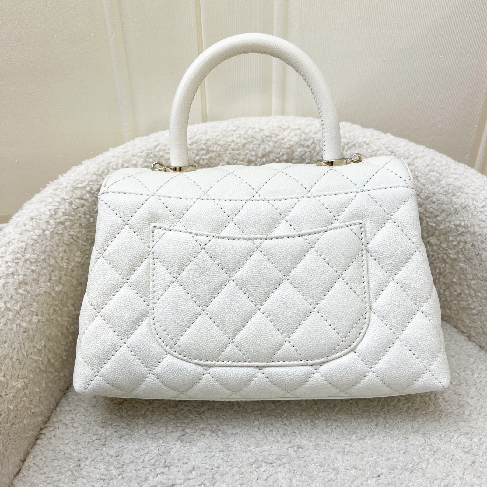 Chanel Small 24Cm Coco Handle In White Caviar And Lghw ( ) Bag
