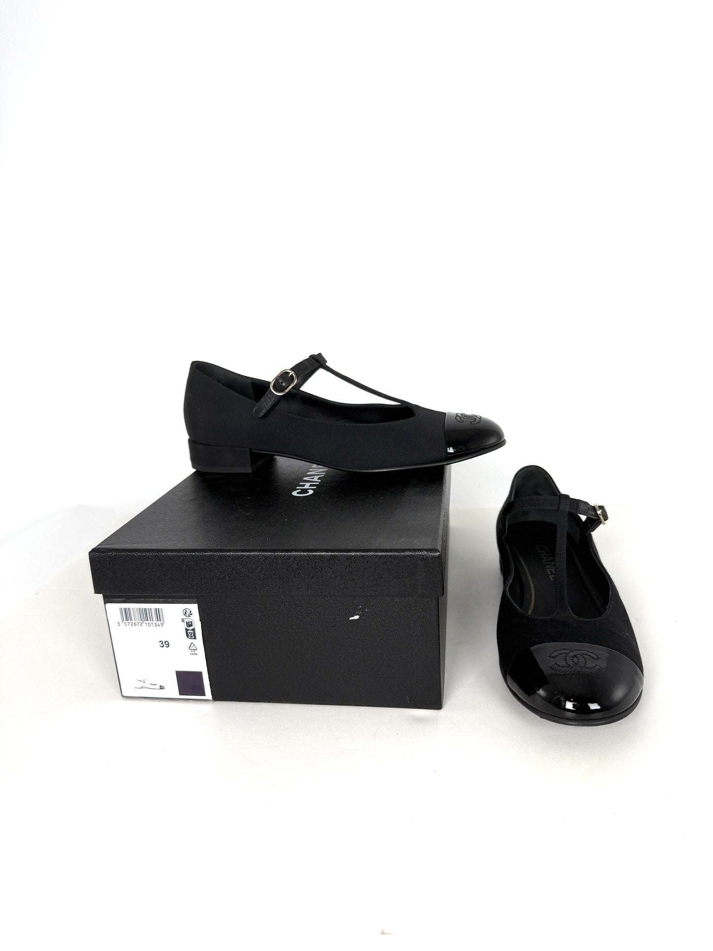 CHANEL Cap Toe Mary Jane Satin Patent Leather CC Logo Low Heel Pumps 39 8.5