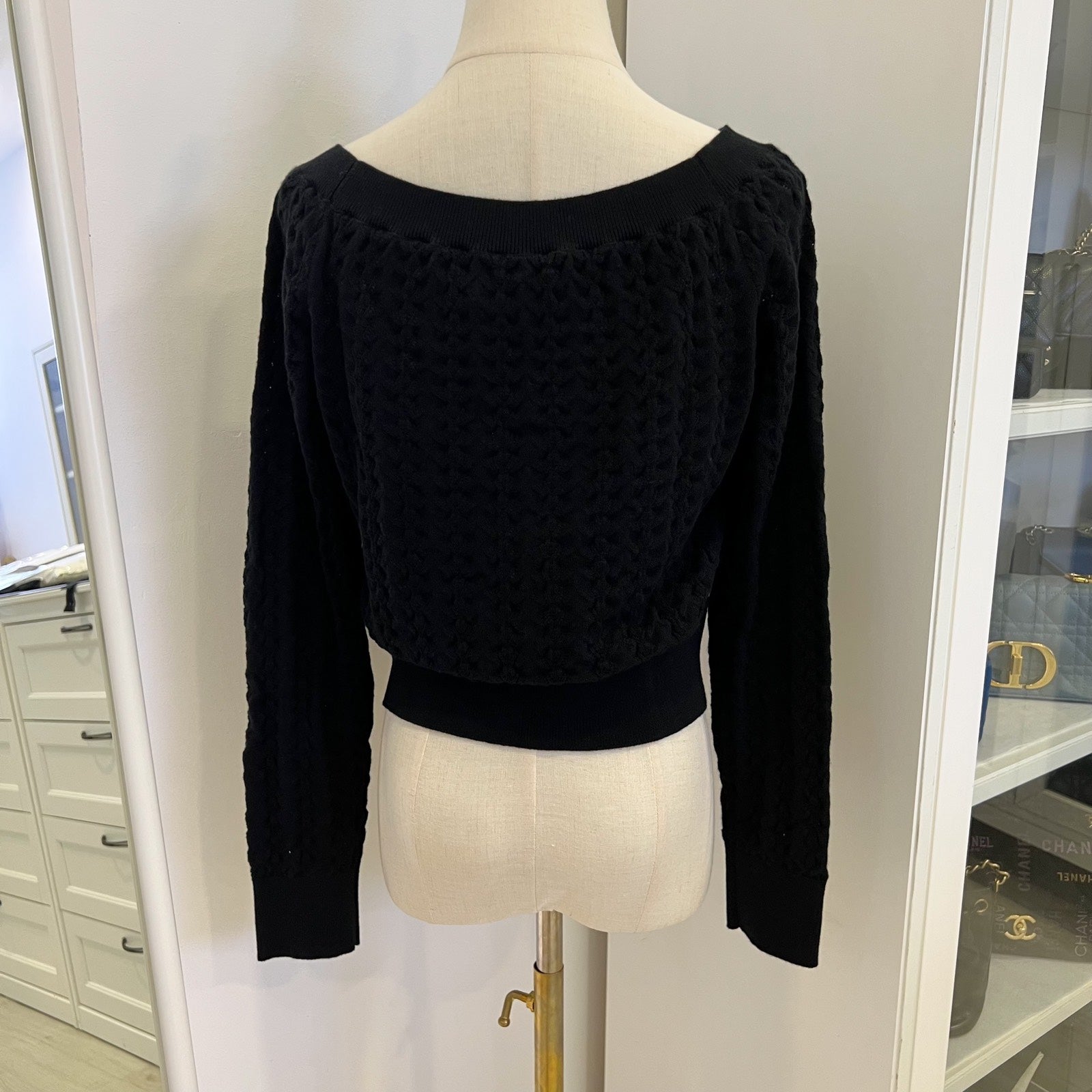 Chanel 24B Knitted Pullover With Cc Logo In Black 100% Cashmere ( ) Bag