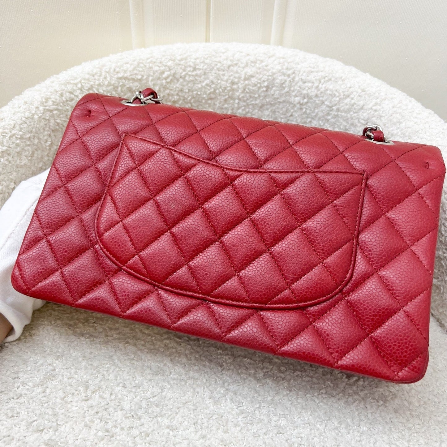Chanel Medium Classic Flap Cf in Red Caviar and Shw Handbag
