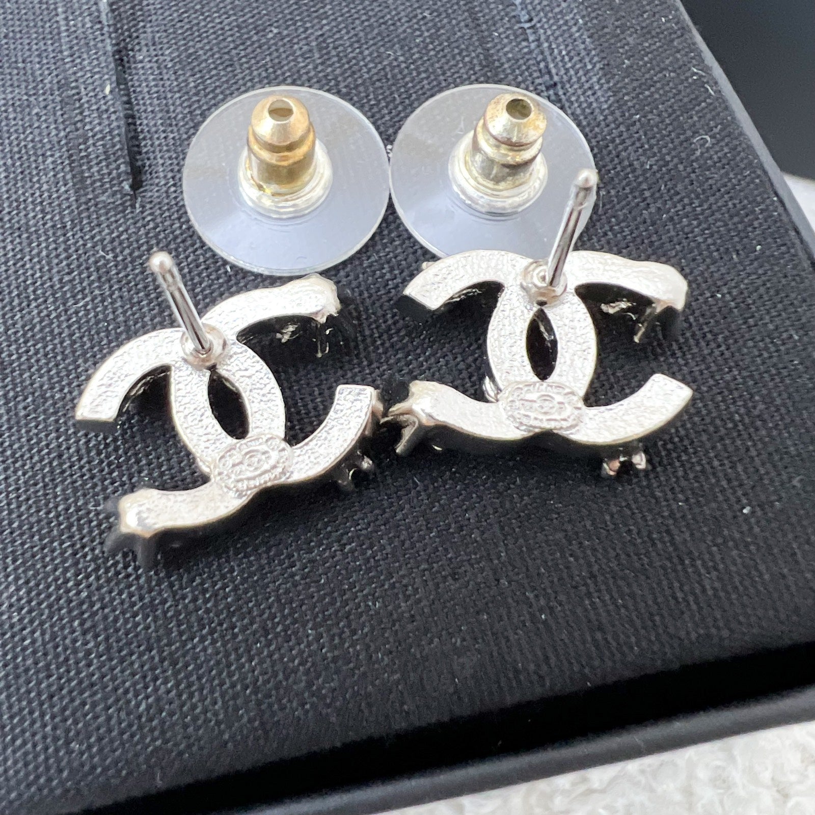 Chanel 23P CC Logo Earrings with Crystal