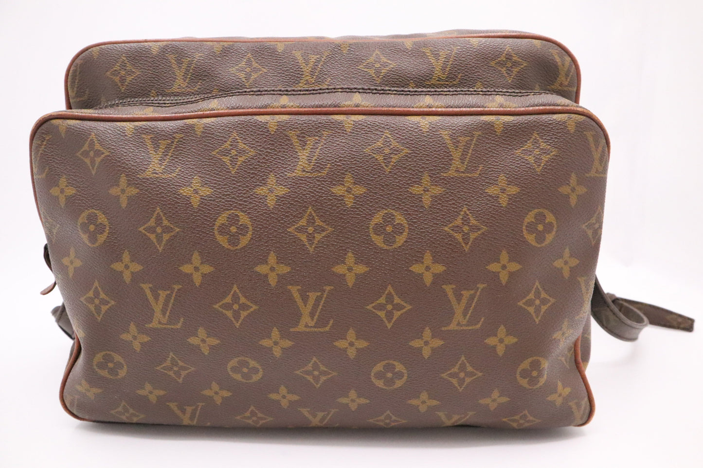 Louis Vuitton Nile GM Monogram Canvas Handbag