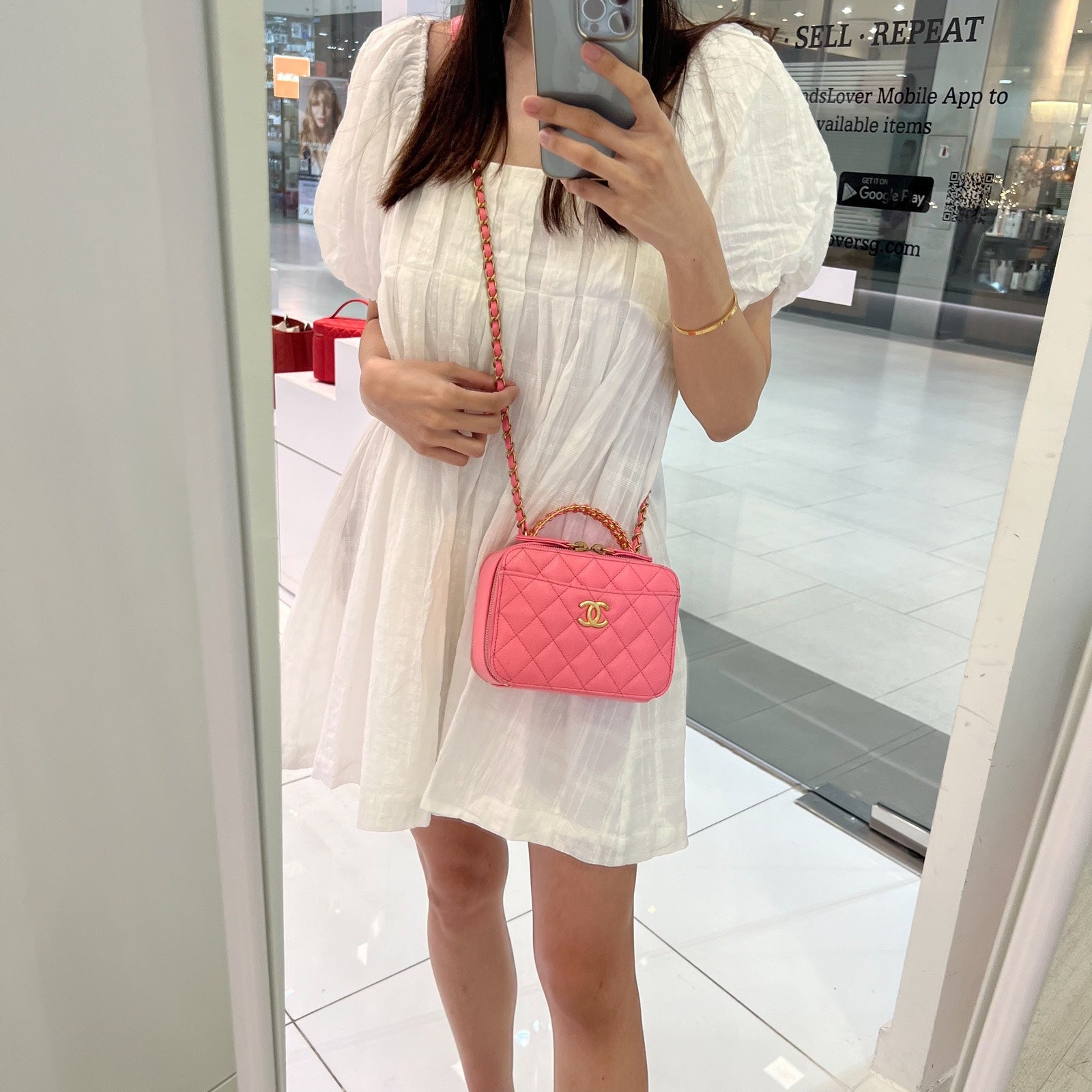 Chanel "pick Me Up" Vanity Case in Pink Caviar and Aghw Handbag