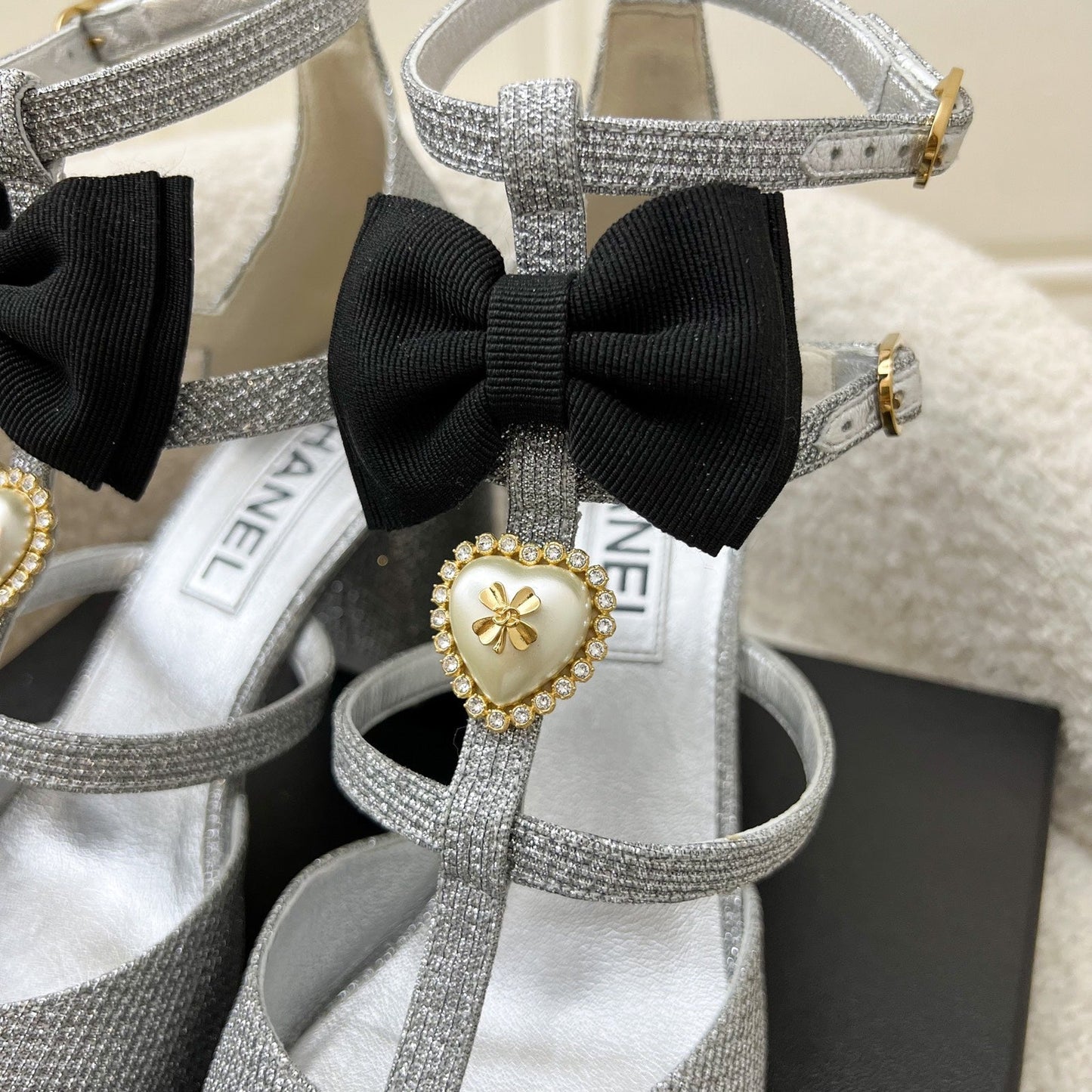 Chanel Mary Jane Chunky Heels In Silver Fabric And Black Grosgrain Sz 38