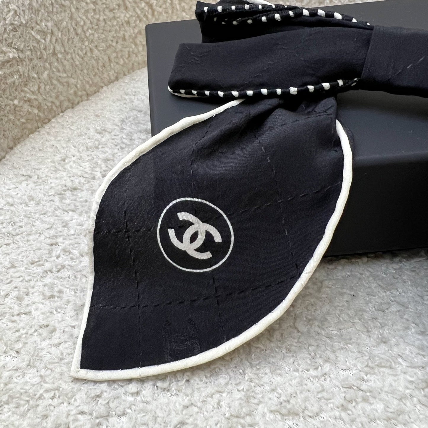 Chanel 23K Bow Barrette Hair Clip In Black And Off White Fabric Bag