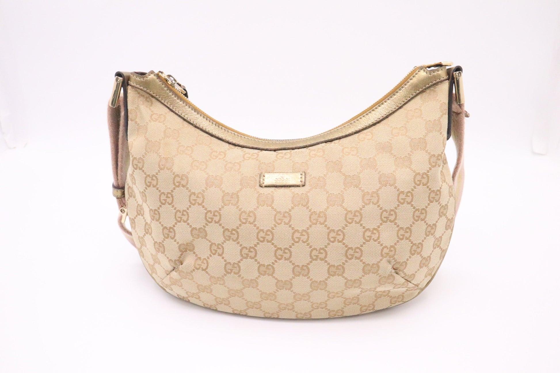 Gucci GG Supreme Canvas Beige Gold Shoulder Bag