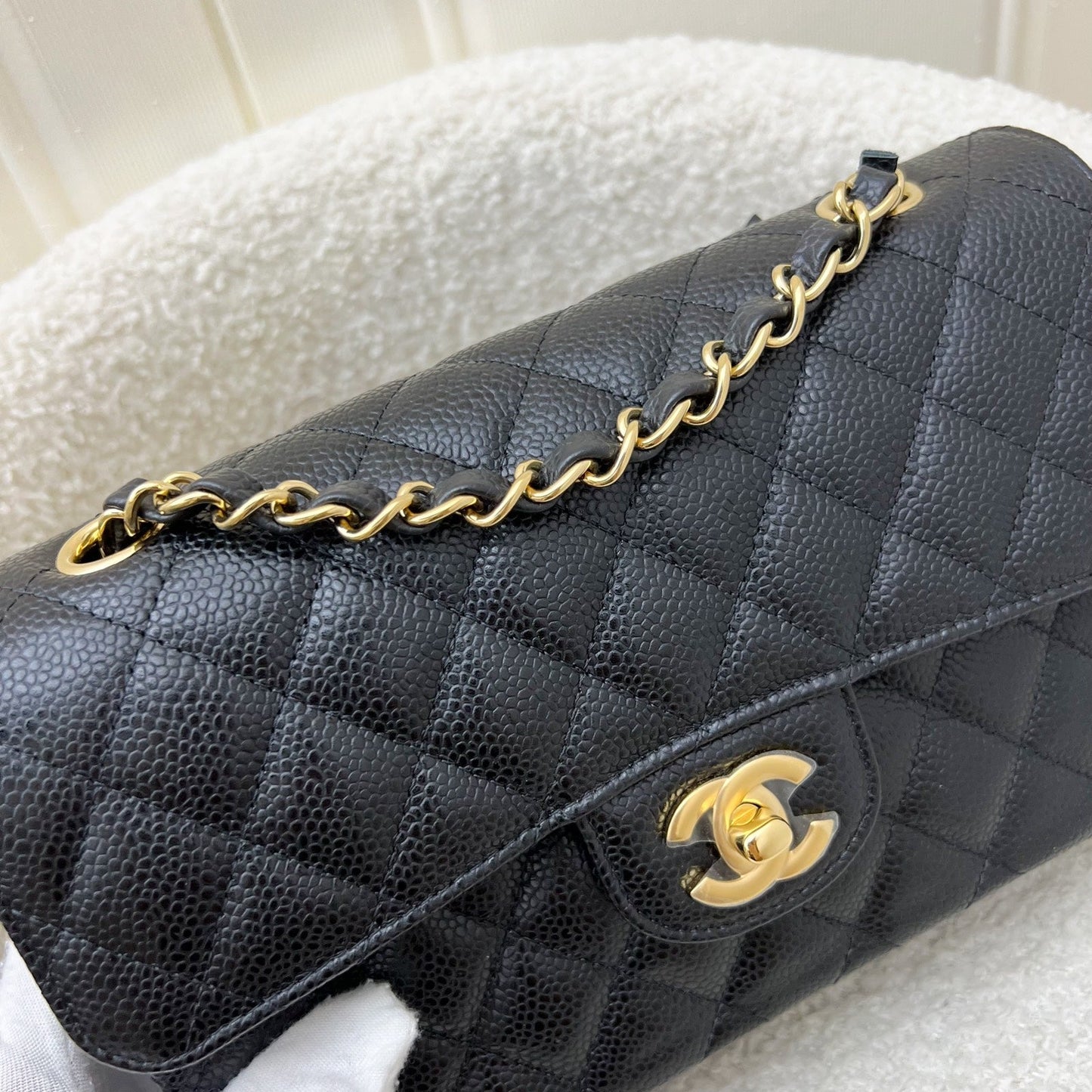 Chanel Small Classic Flap Cf in Black Caviar and Ghw ( ) Handbag