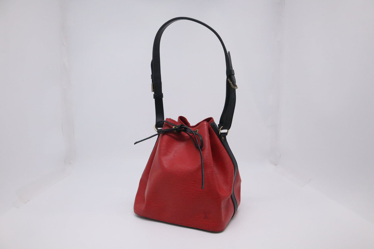 Louis Vuitton Noe Epi Leather Black Red Handbag