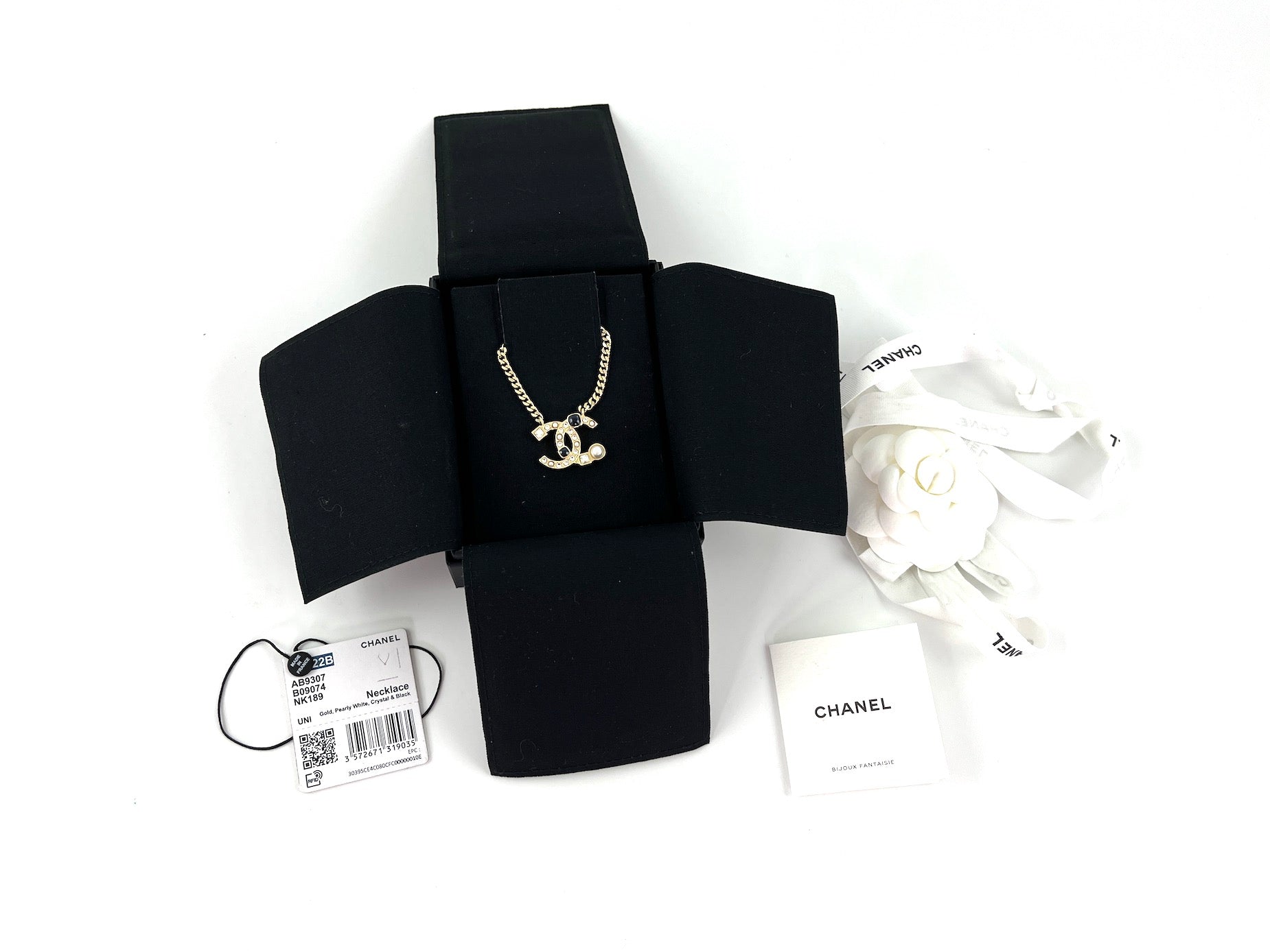 Chanel New Pale Gold Crystal Faux Pearl Pendant Necklace