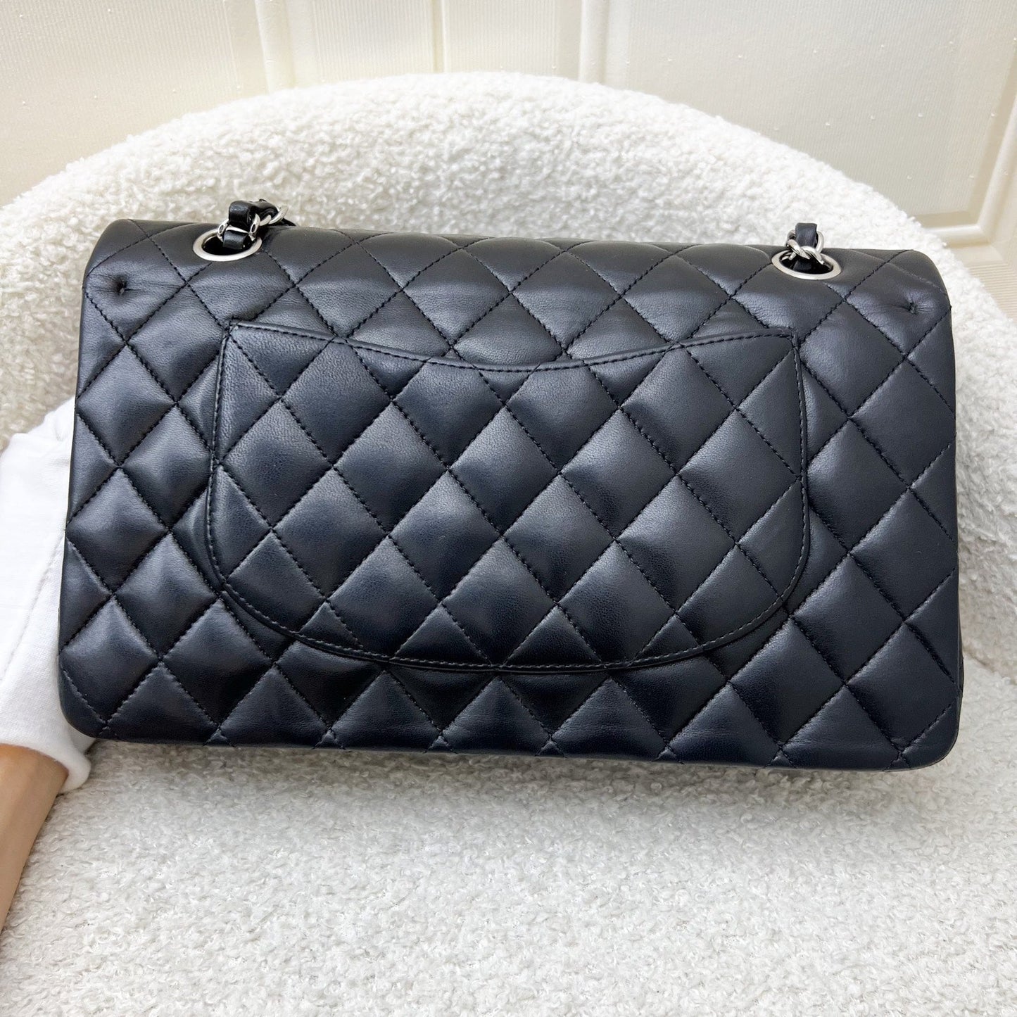 Chanel Medium Classic Flap Cf In Black Lambskin And Shw