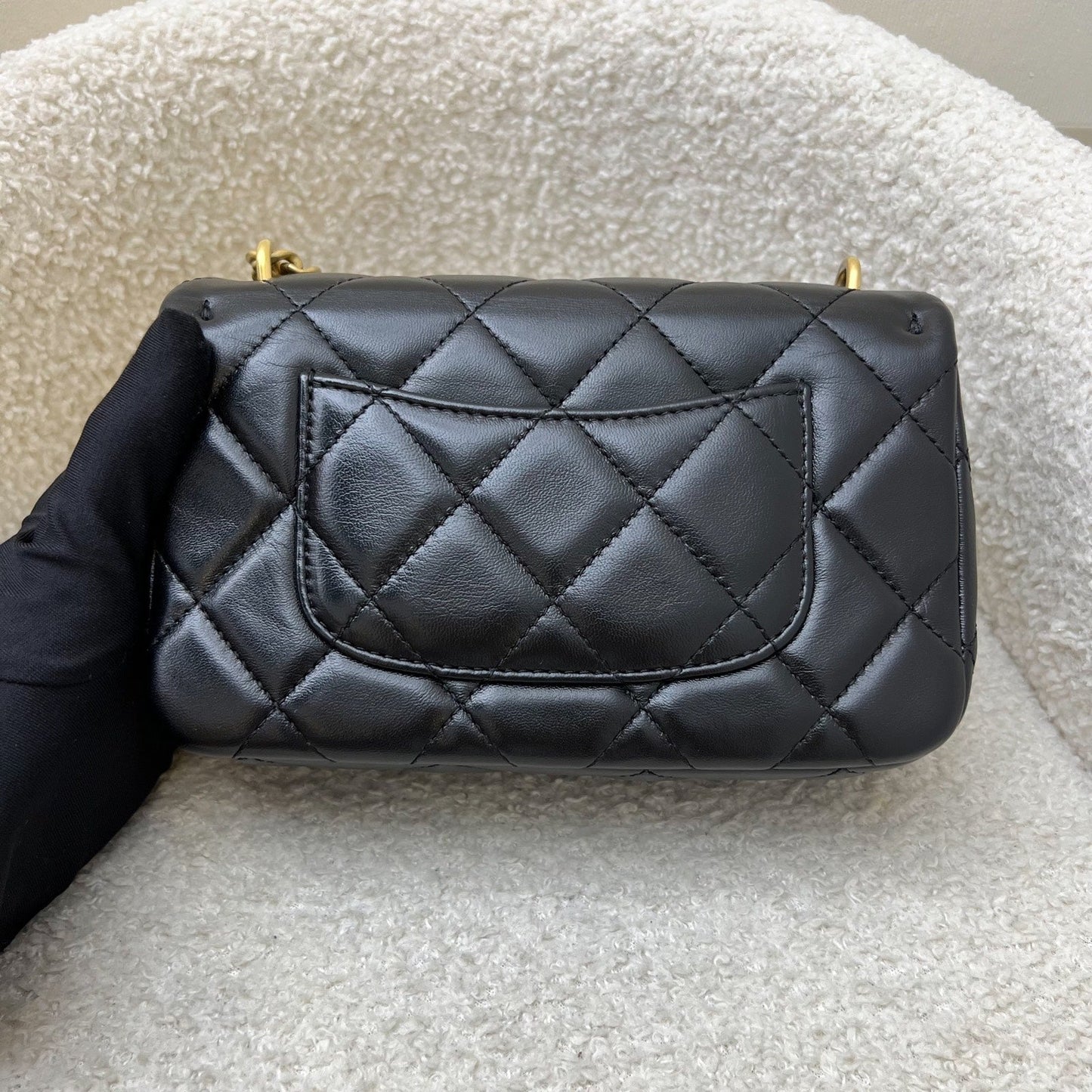 Chanel Heart Adjustable Chain Mini Flap Bag in Black Lambskin and Aghw ( )