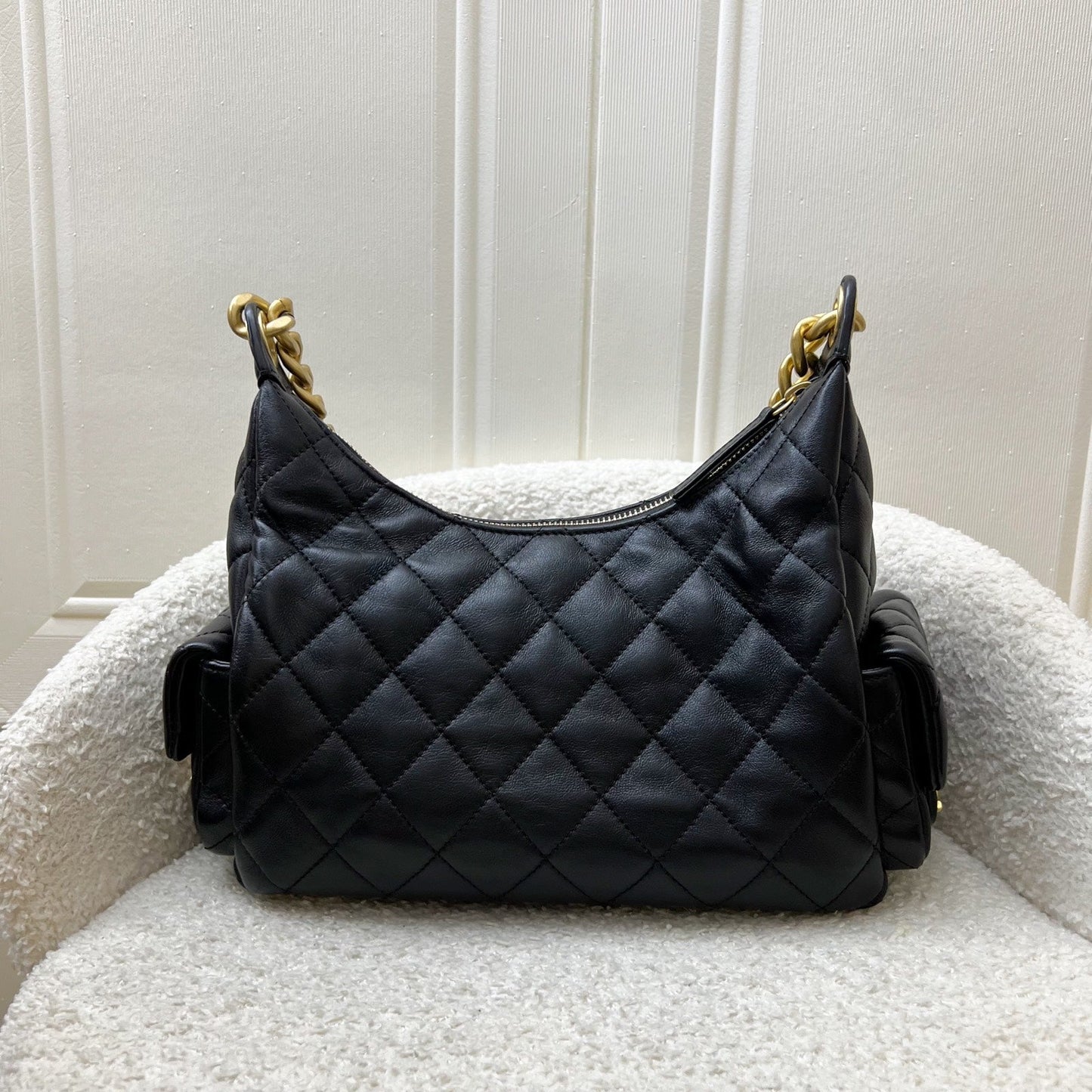 Chanel 25C Small Hobo Bag in Black Shiny Lambskin and Aghw ( )