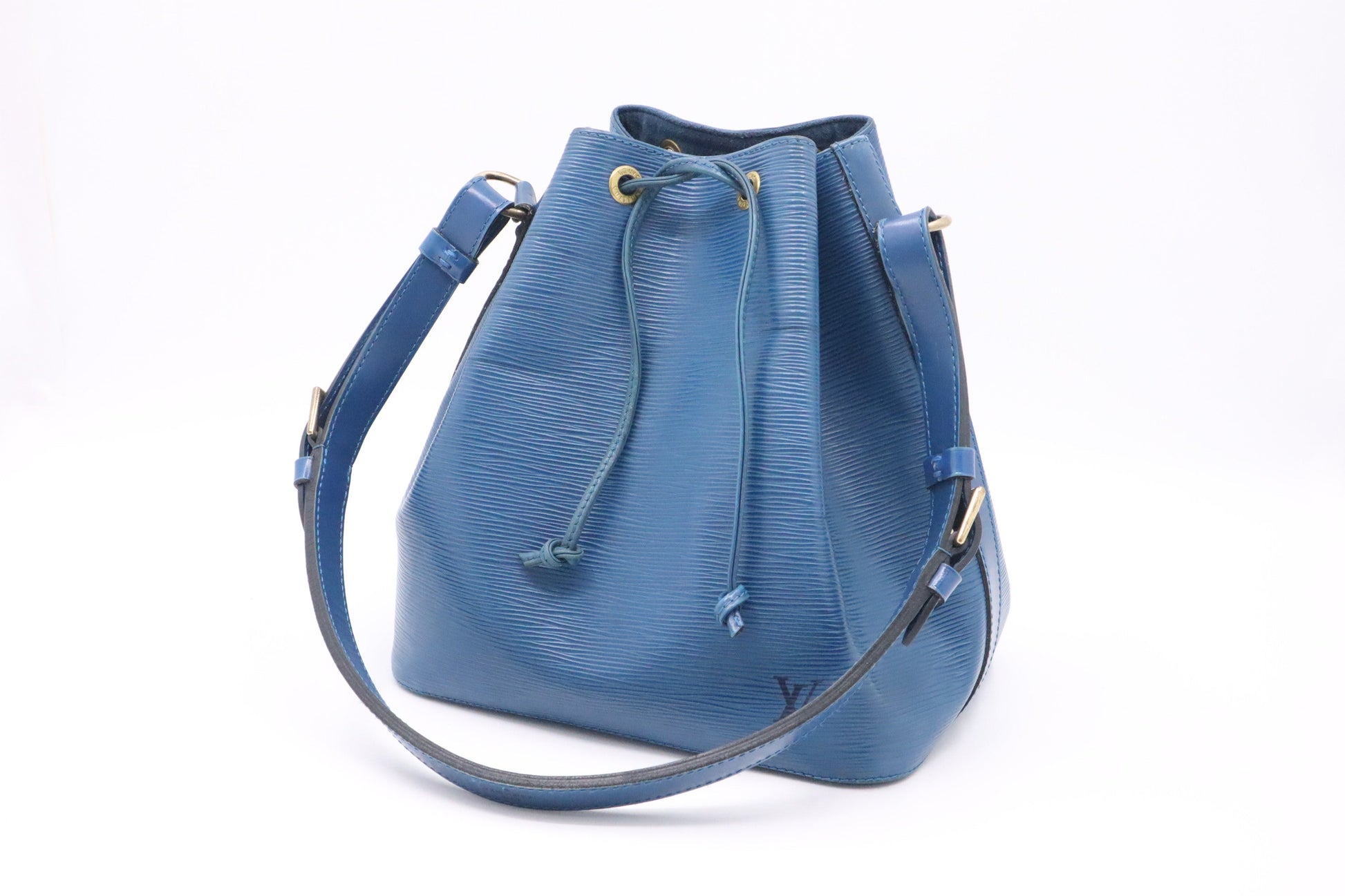 Louis Vuitton Petit Noe Epi Leather Blue Handbag Blue Leather