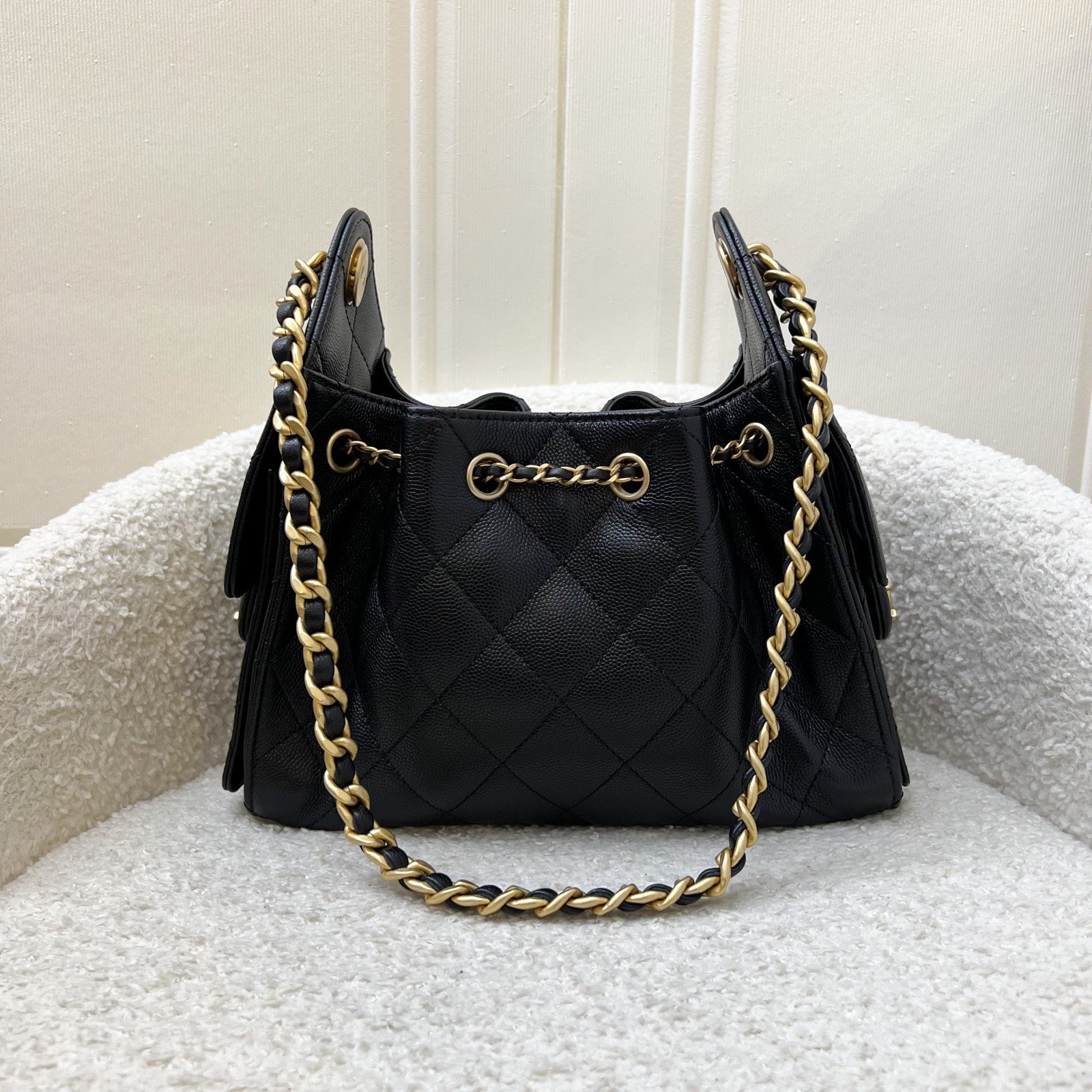 Chanel [local Set Nov 2025] 25 Mini Hobo Bag in Black Caviar and Aghw ( )