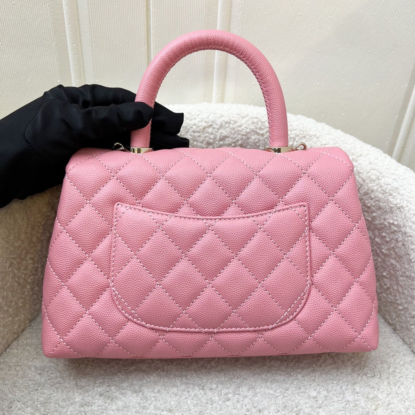 Chanel Small 24CM Coco Handle Flap in 20A Pink Caviar and Lghw ( ) Handbag