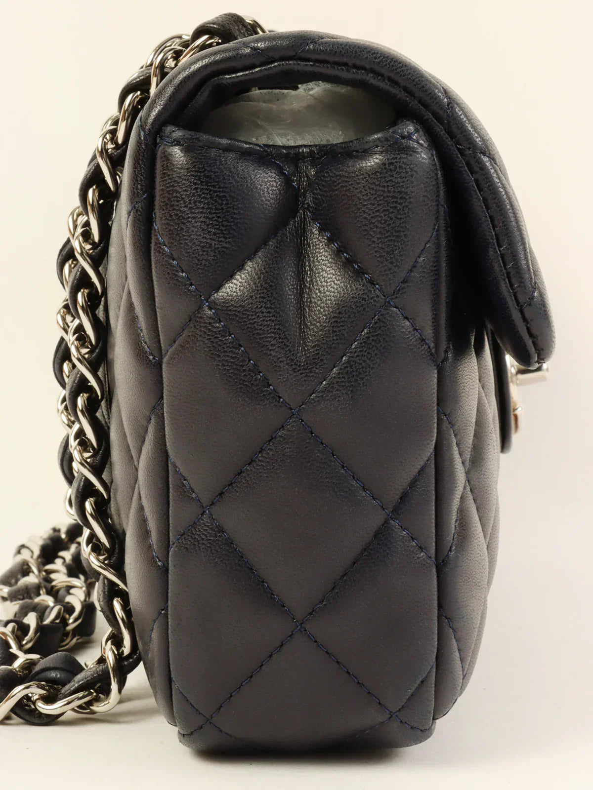 Chanel Around  Made East West Classic New Chain Bag Navy