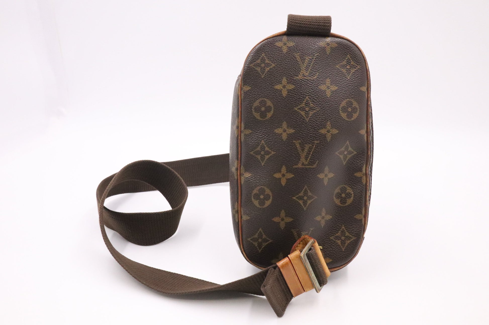 Louis Vuitton Pochette Gange Monogram Canvas Clutch Bag Monogram Canvas