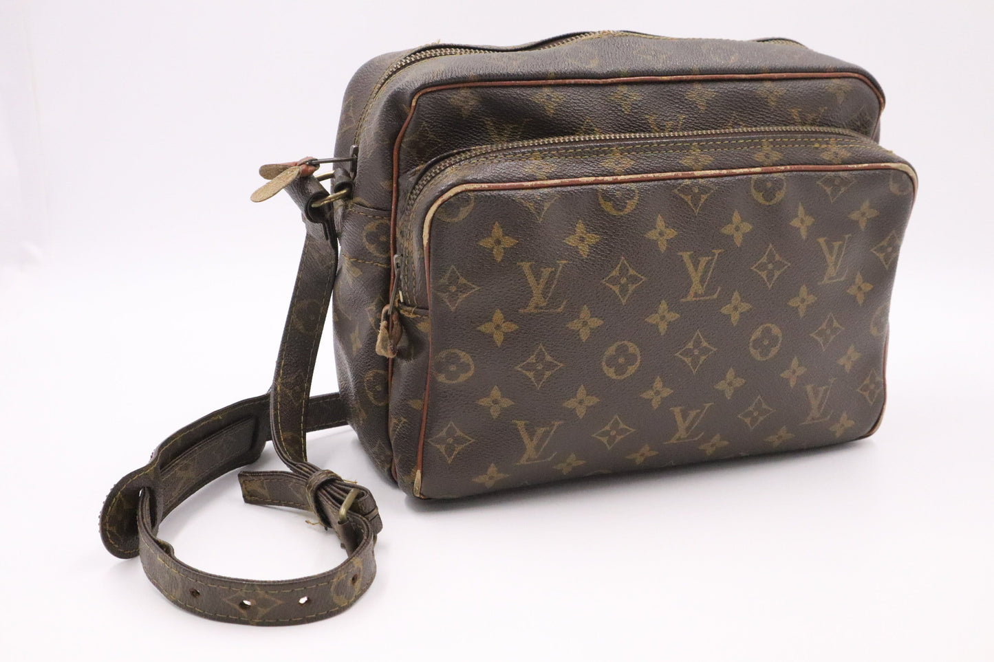 Louis Vuitton Nile PM Monogram Canvas Handbag Canvas 1