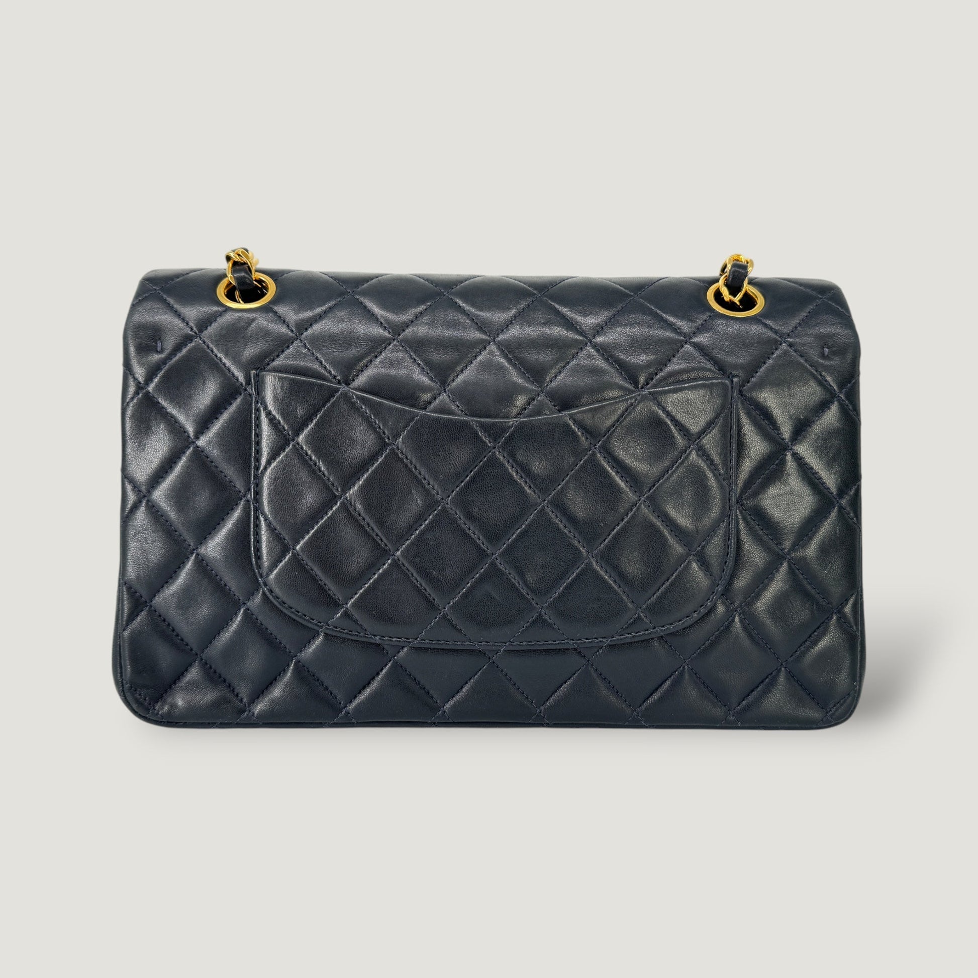 CHANEL CLASSIC MEDIUM BAG | NAVY BLUE