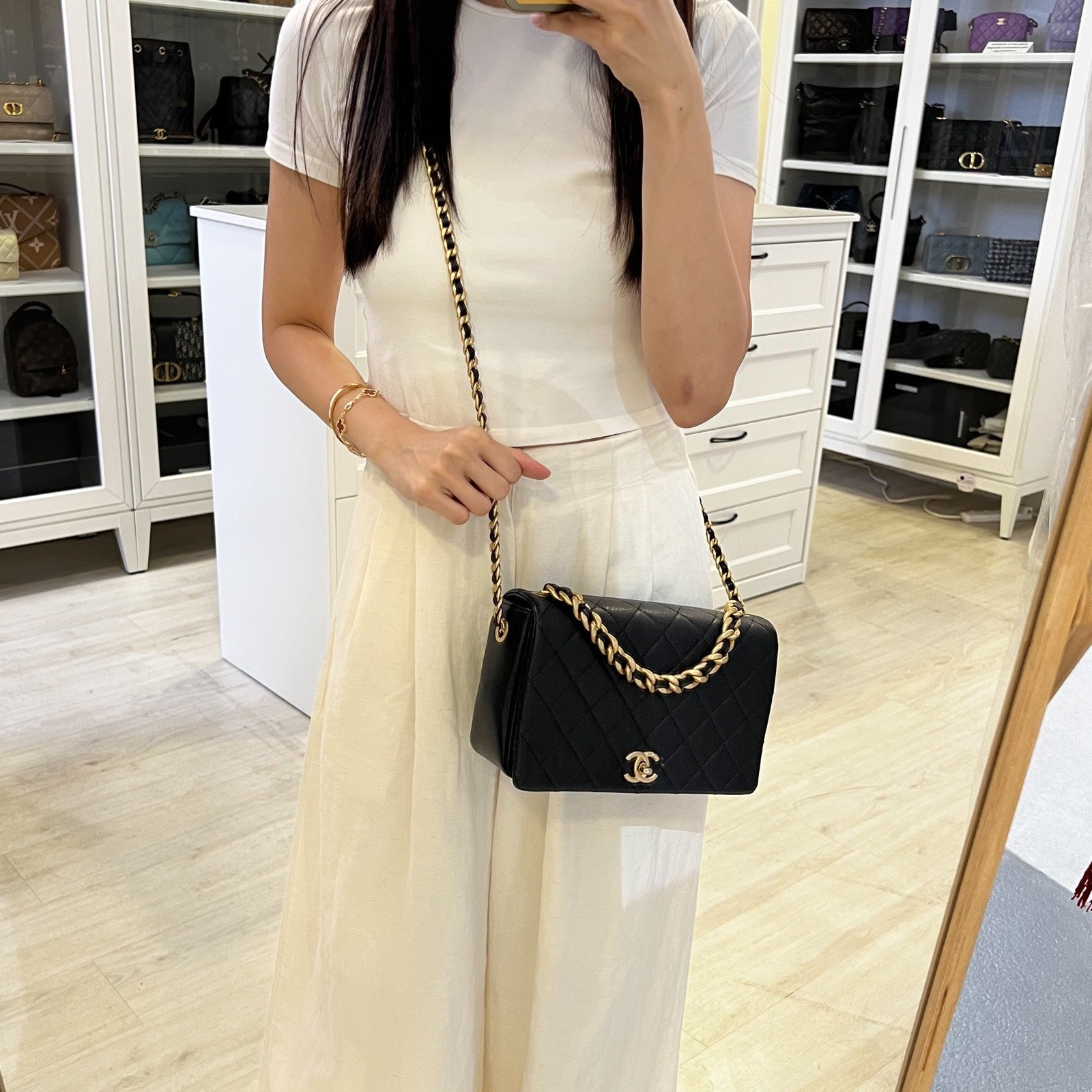 Chanel 20A Full Flap Bag in Black Caviar and Aghw ( )