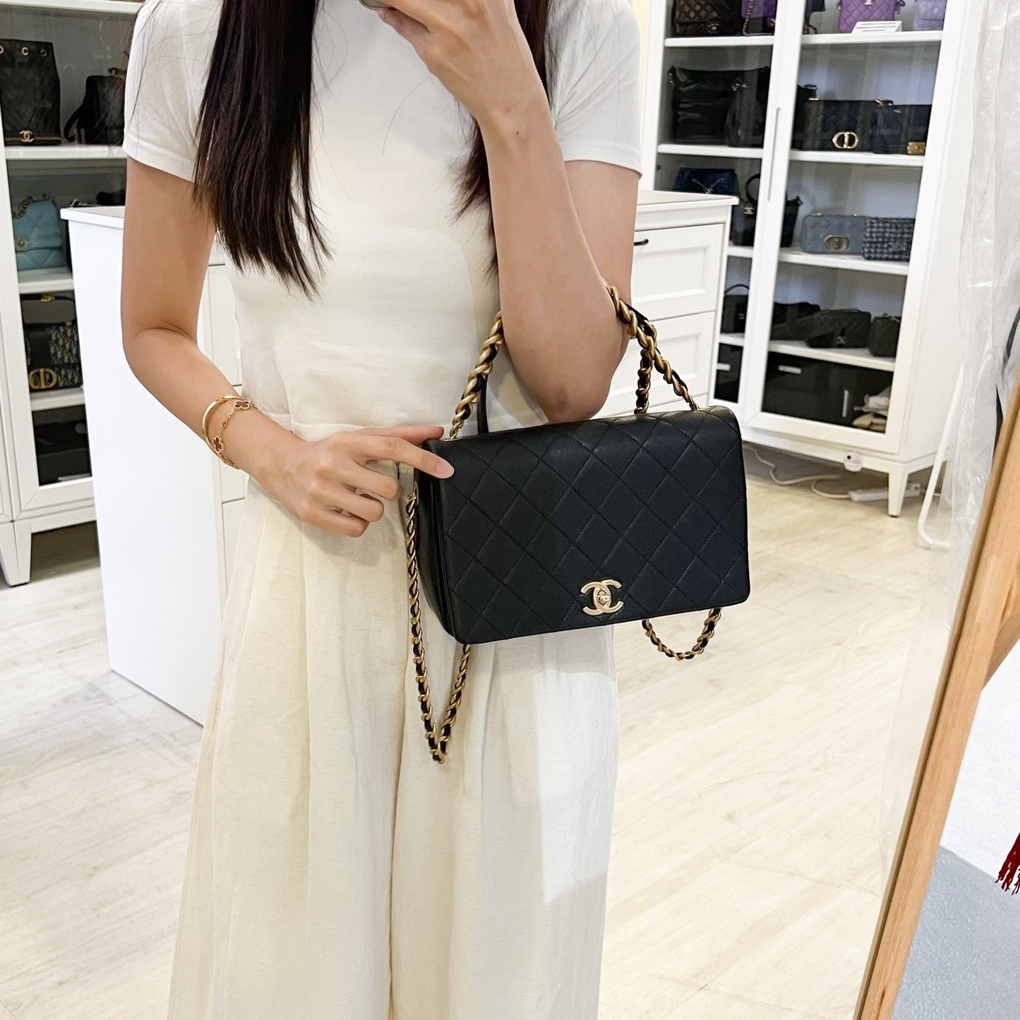 Chanel 20A Full Flap Bag in Black Caviar and Aghw ( )