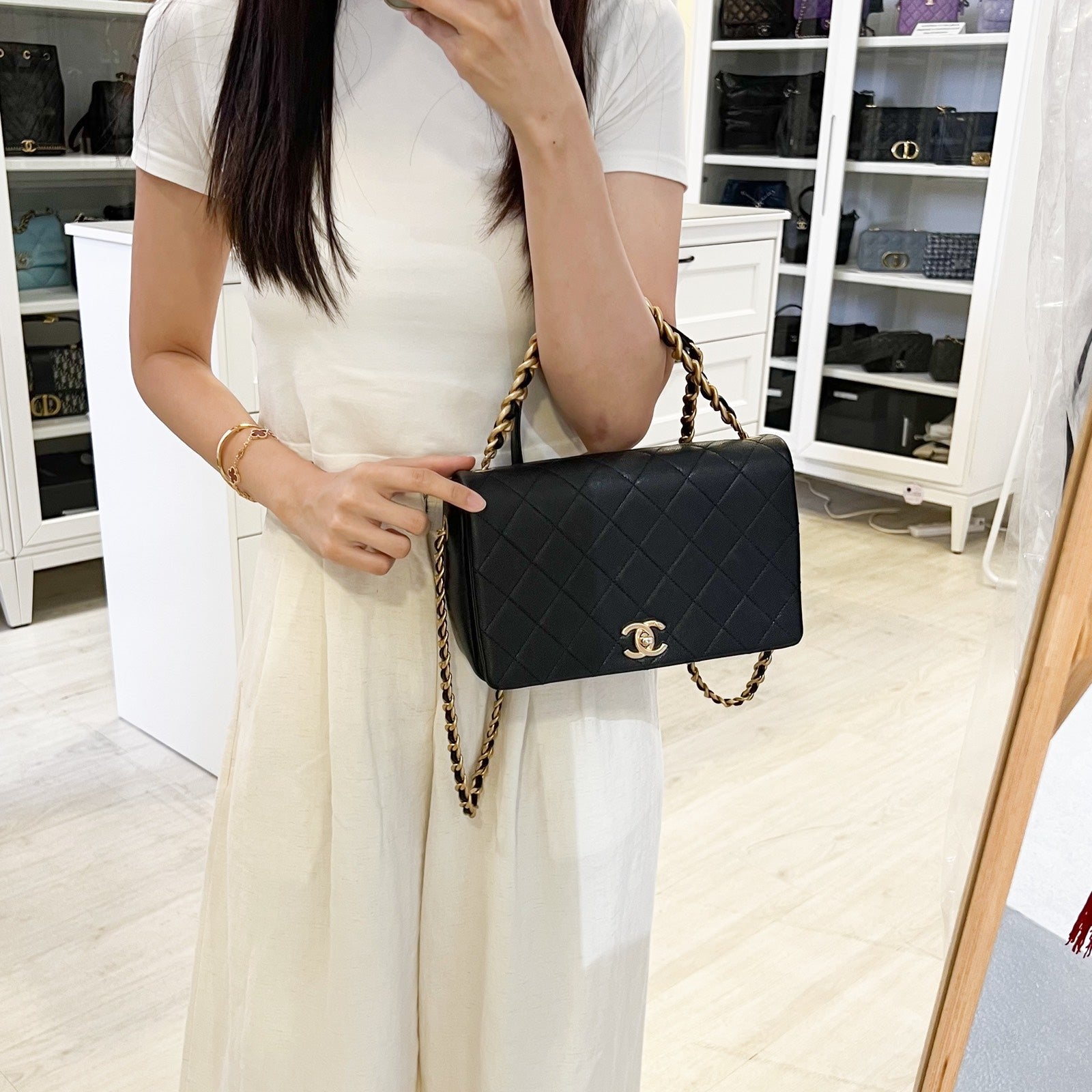 Chanel 20A Full Flap Bag in Black Caviar and Aghw ( )