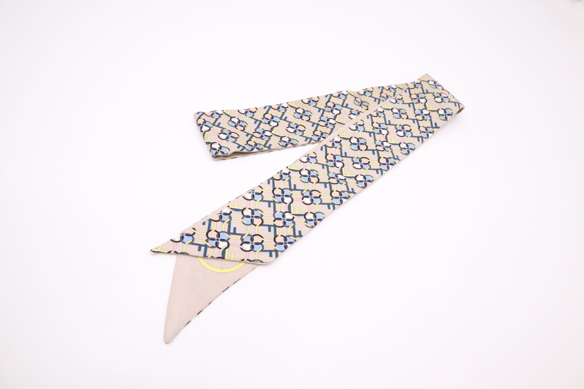 Fendi Twilly In Silk Handbag Beige Multicolor Scarf