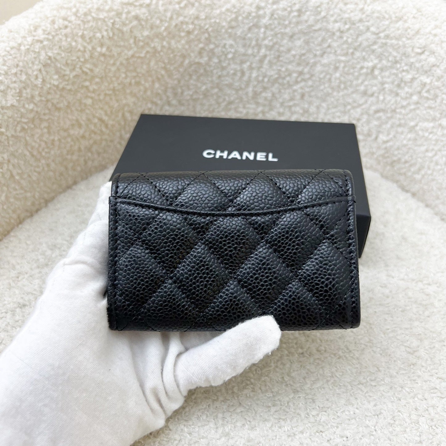 Chanel [brand New] Classic Snap Card Holder in Black Caviar and Ghw ( ) Handbag