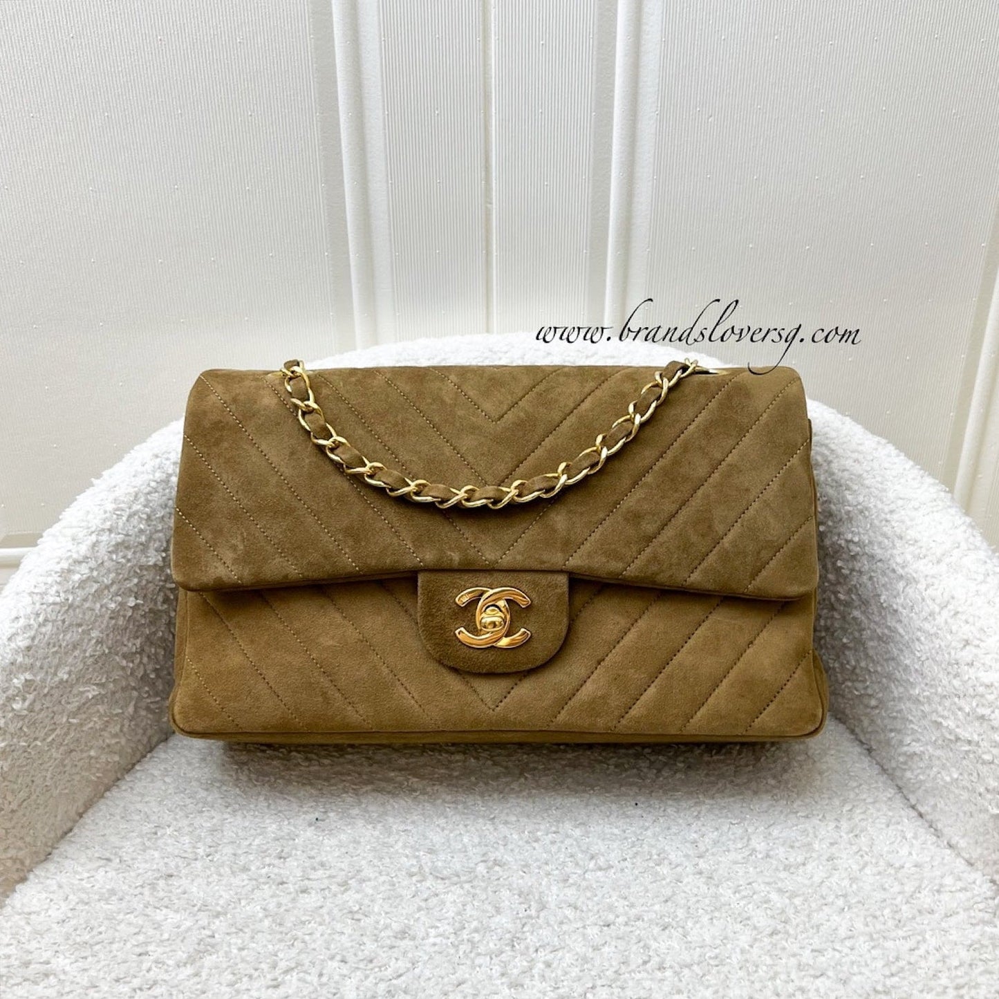 Chanel Medium Classic Flap Cf in Brown Suede and 24K Gold Plated Hw Handbag