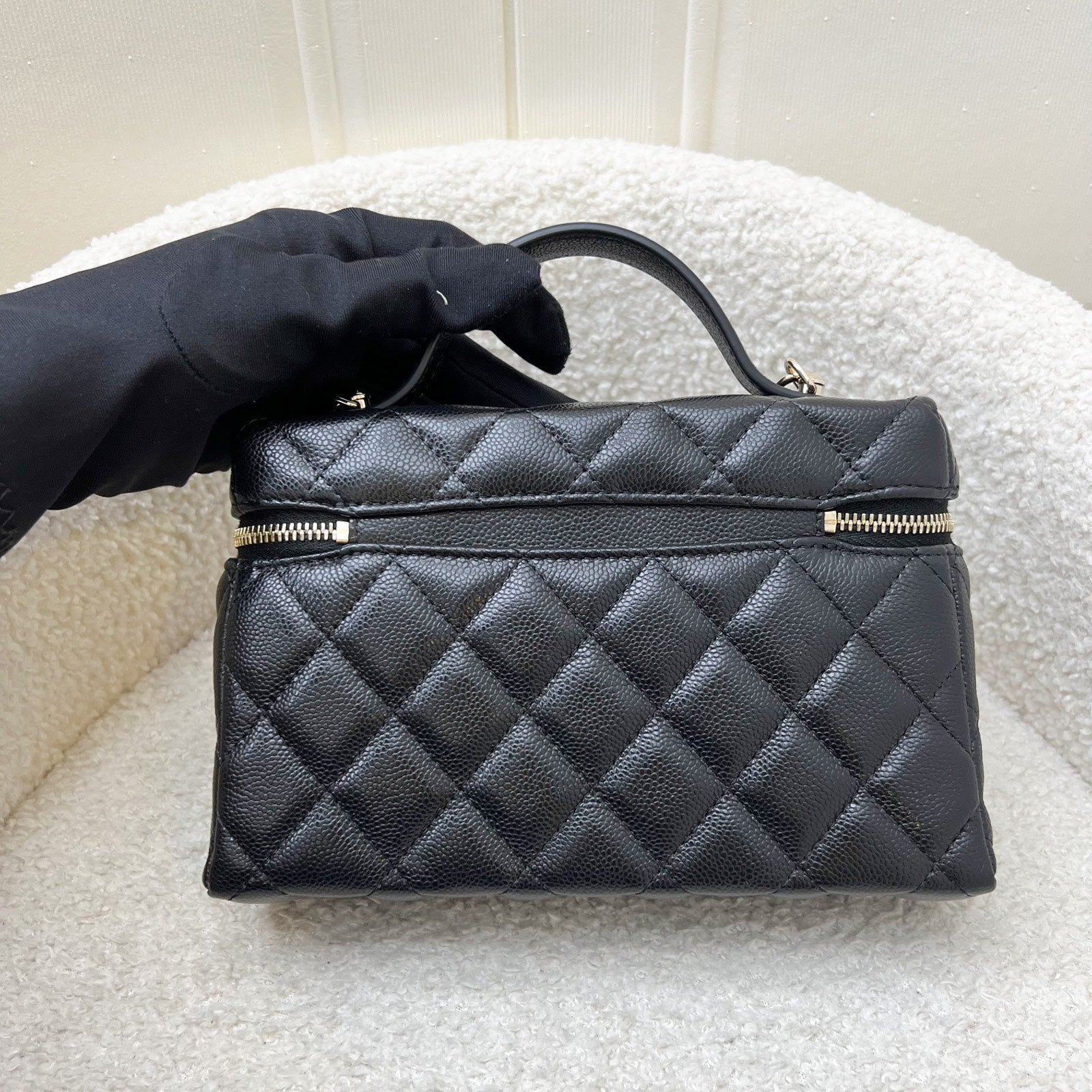 Chanel [brand New Aug 2025] 25B Vanity / Clutch with Chain (lp Style Bag) in Black Caviar and Lghw