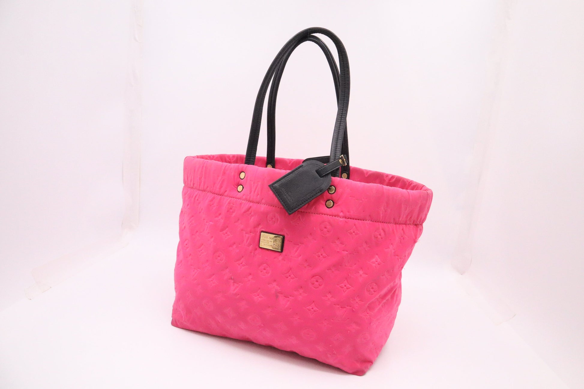 Louis Vuitton Scuba Neoprene Pink GM Handbag