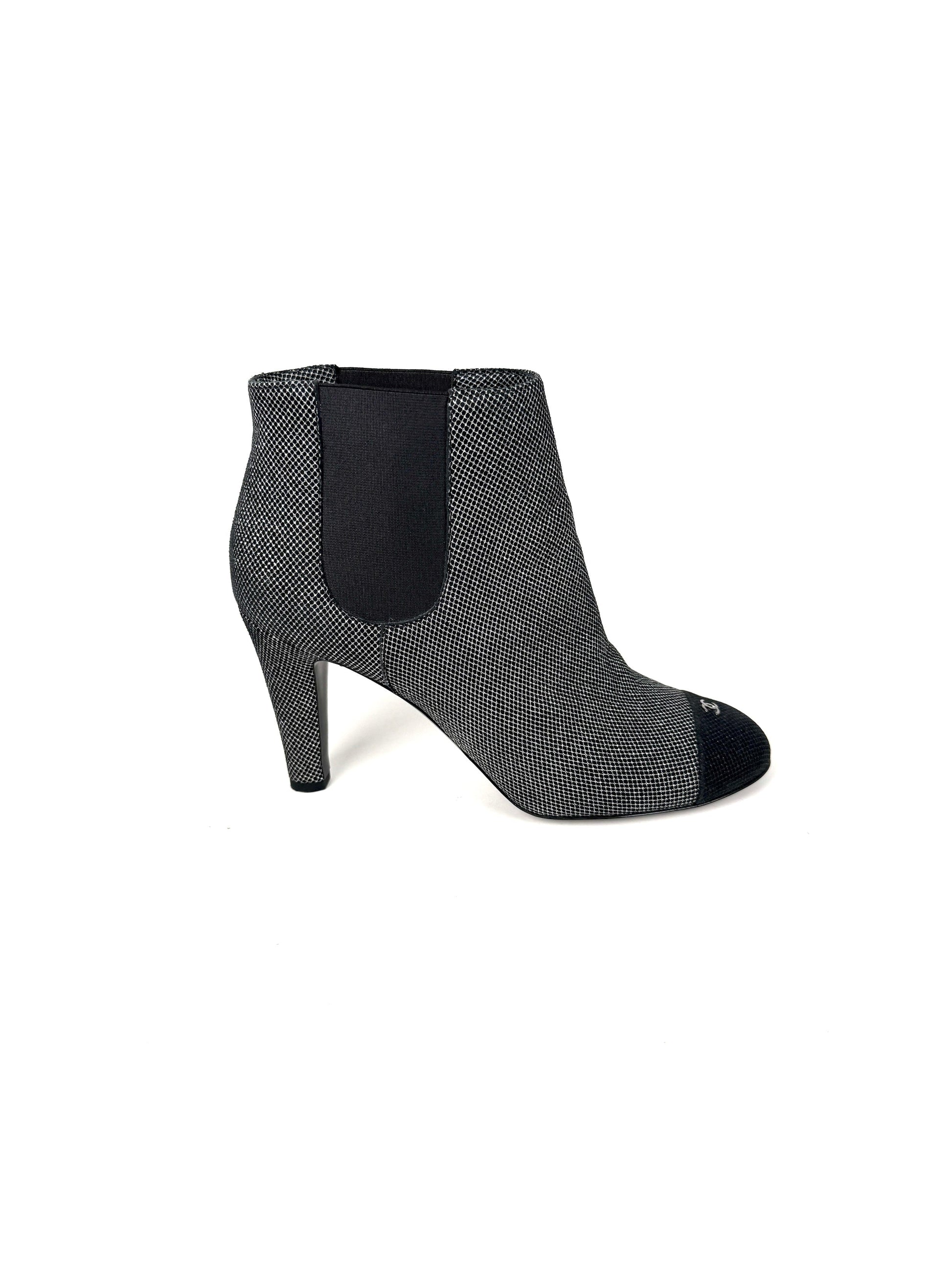 Chanel Black Silver Tweed CC Logo Ankle Booties Boots 40 9.5 for Women
