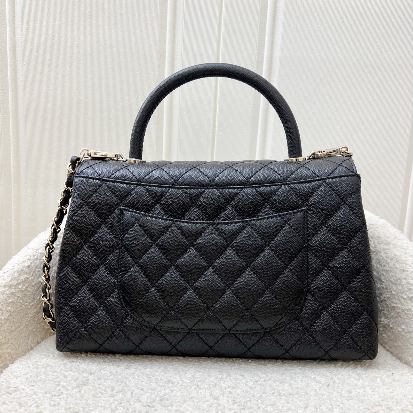 Chanel Medium 29Cm Coco Handle In Black Caviar And Ghw ( ) Bag